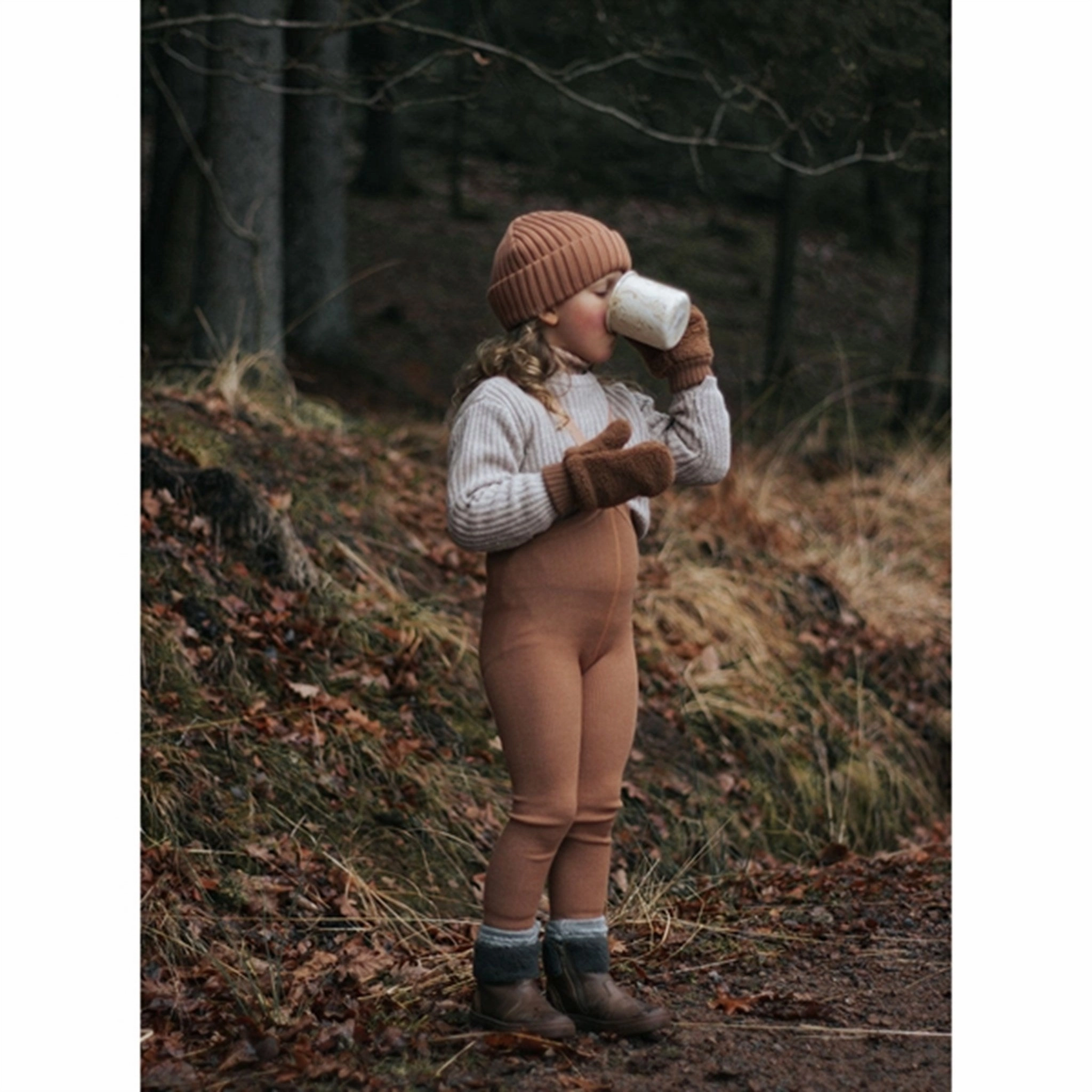 Wrinkle Resistant Pro Athlete quick dry Silly Silas Wooly Footless Tights With Braces Cappuccino