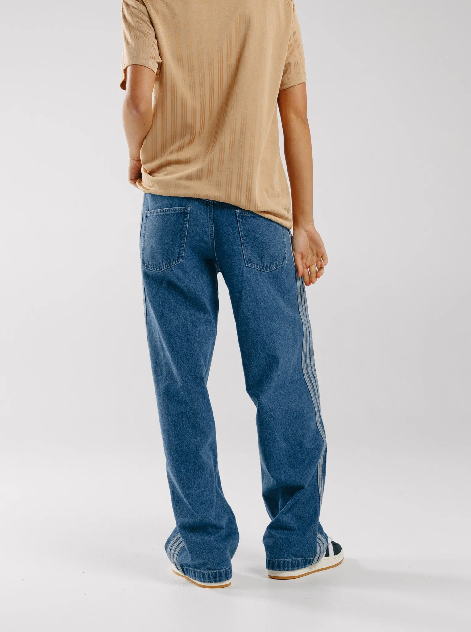 Adicolor Denim 3-Stripes Track Pants Striped Pattern ReinforcedSeams