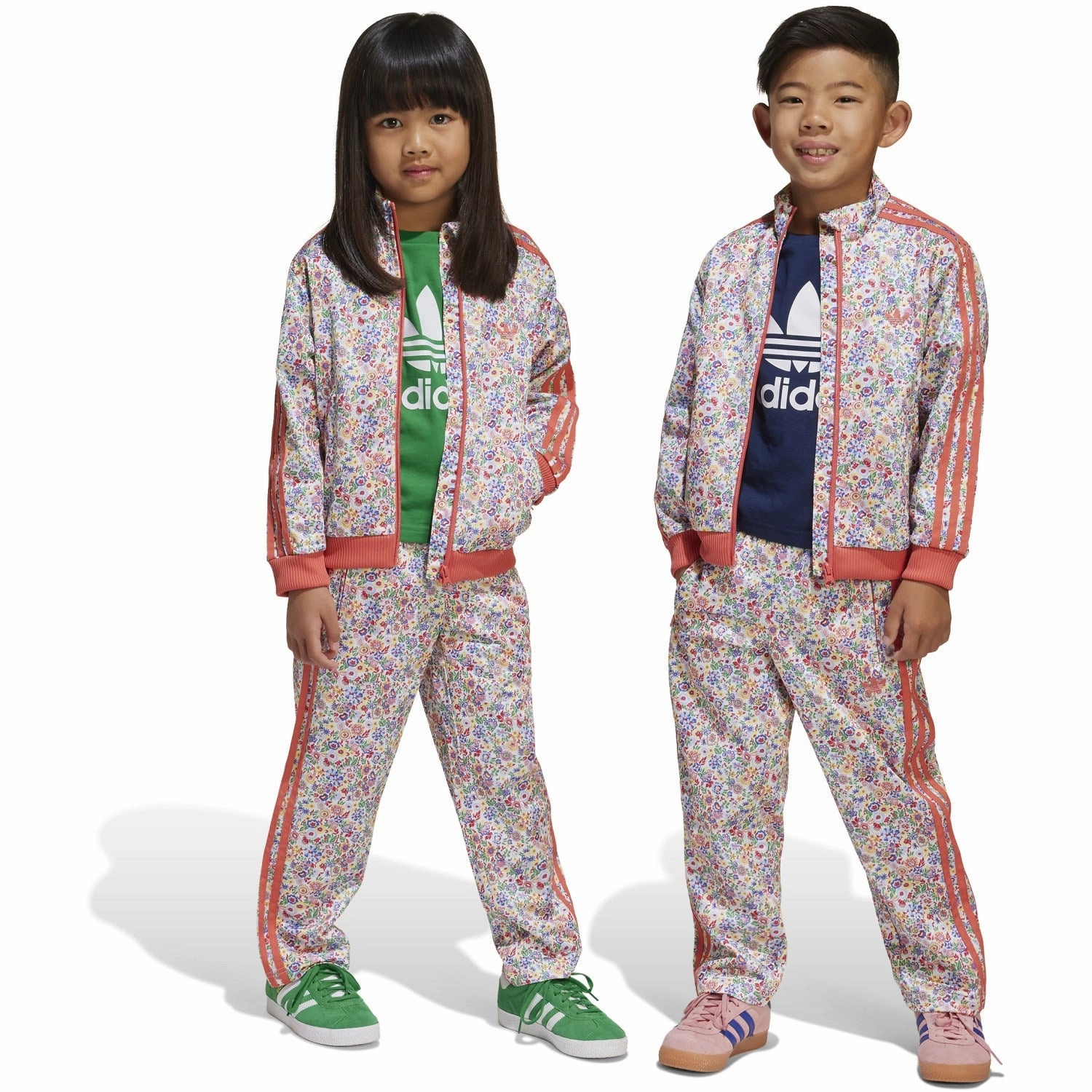 Smart AntiChafe Design adidas Originals Cloud White/Multicolor Fb Tracksuit