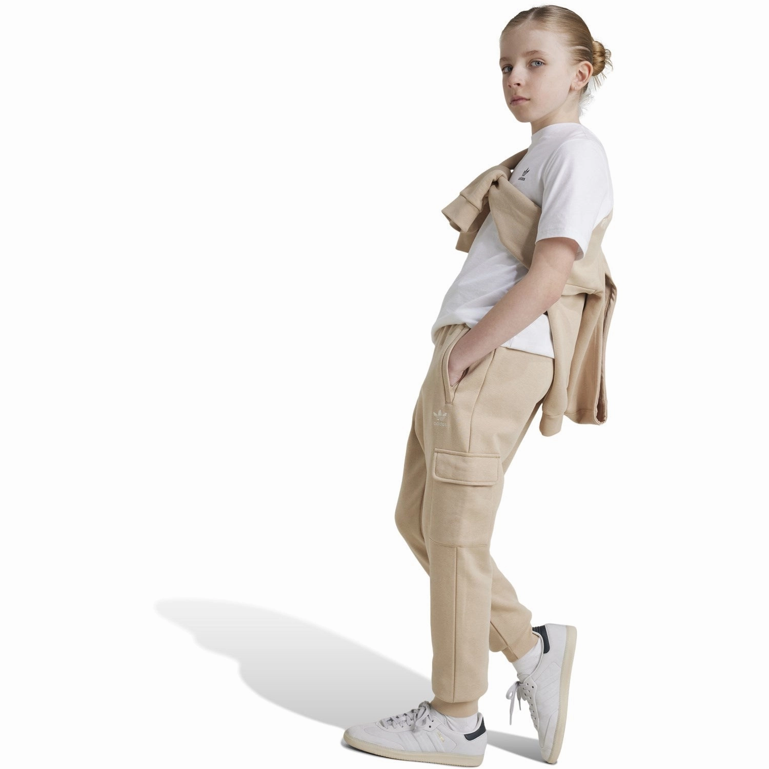 adidas Originals Magic Beige Fleece Cargo Sweatpants Carbon Fiber Performance-driven