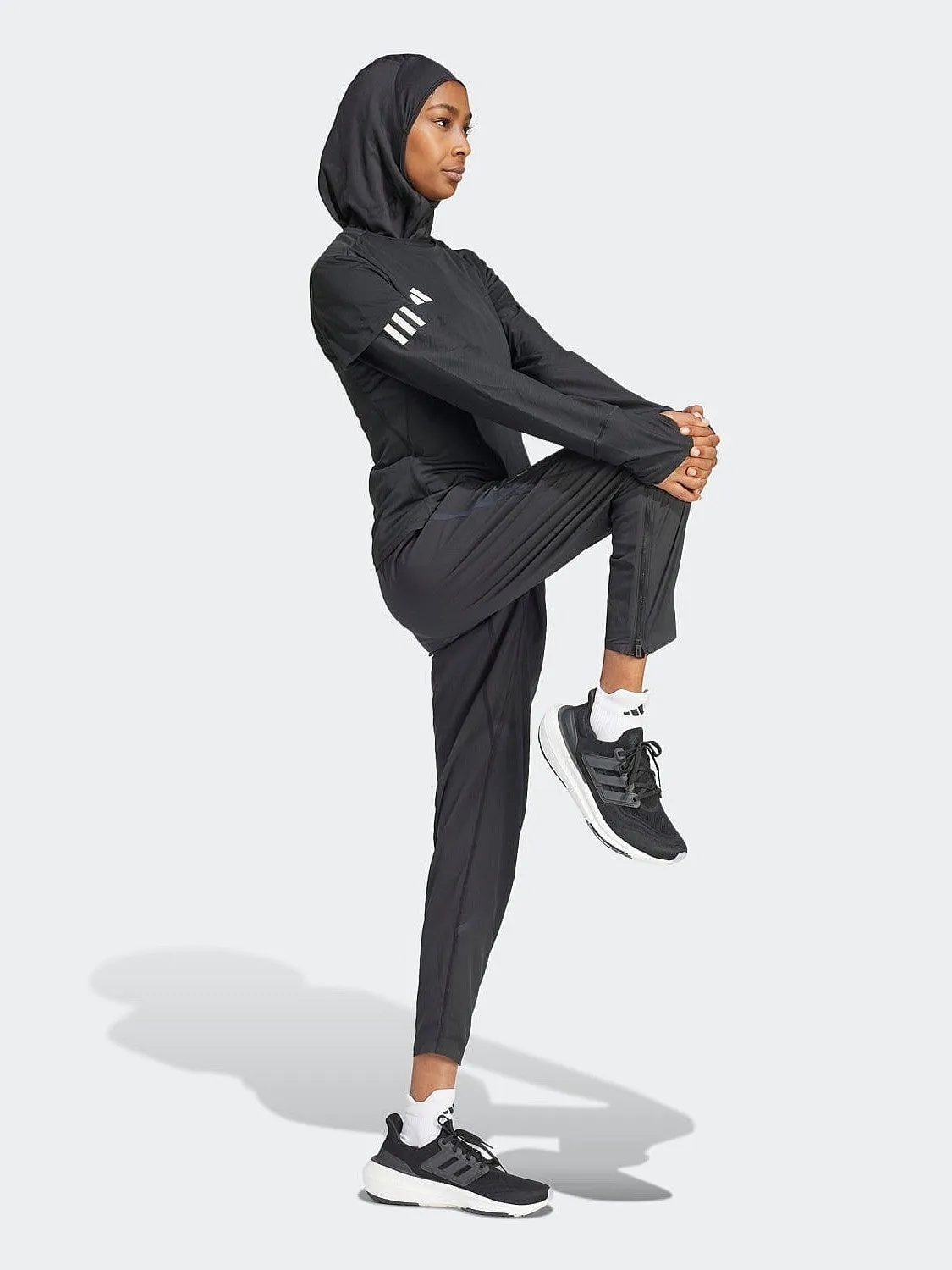 Hygroscopic Fiber Elegant and Relaxed Adizero Essentials Running Tee