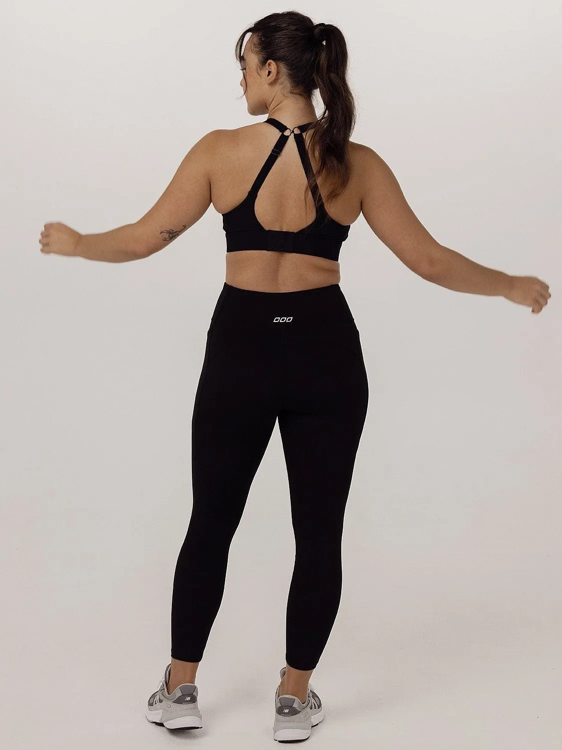 Amy Phone Pocket Ankle Biter Tech Leggings Pilates Session Soft Touch Comfortable fit