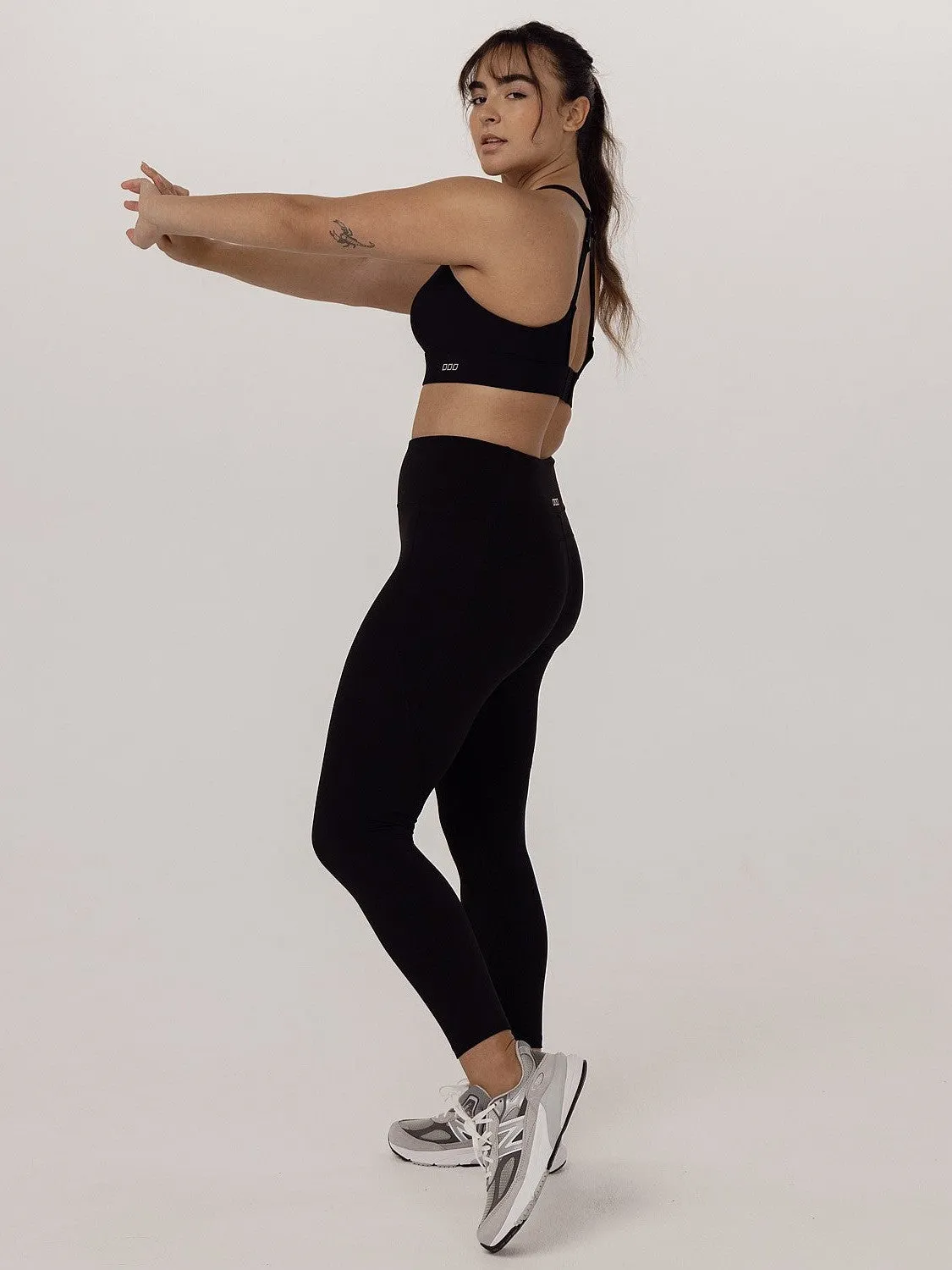 Amy Phone Pocket Ankle Biter Tech Leggings Ergonomic Fit Relaxed Comfort