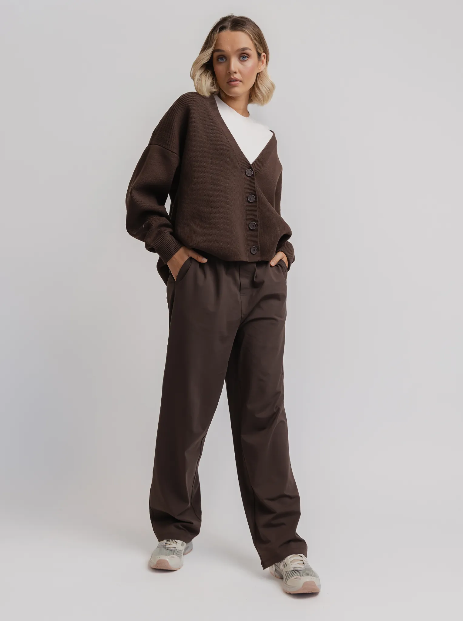 Relaxed fit wear Lounge Pant in Espresso
