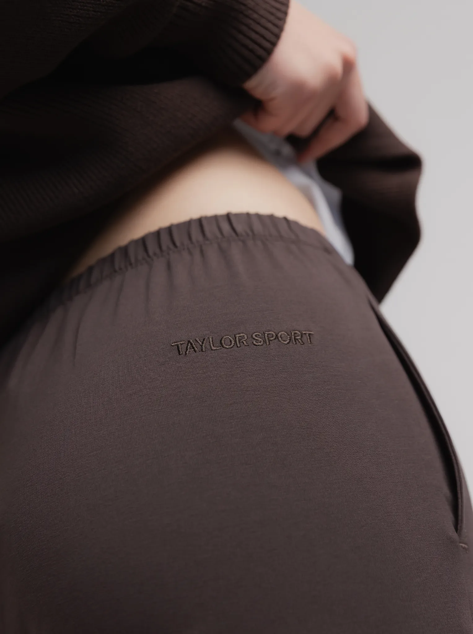 Adjustable drawstring Air Comfort Lounge Pant in Espresso