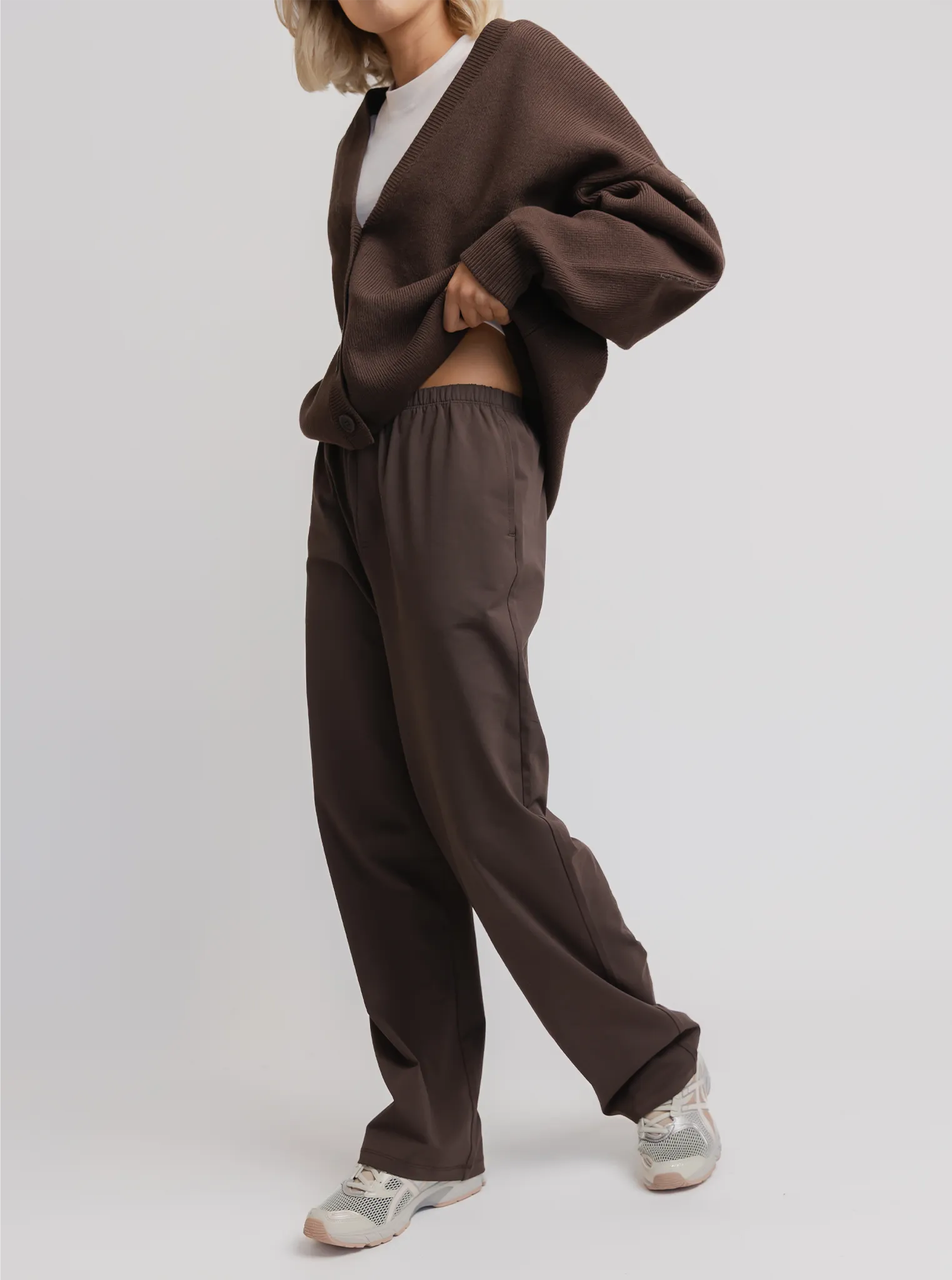 Moisture wicking Lounge Pant in Espresso