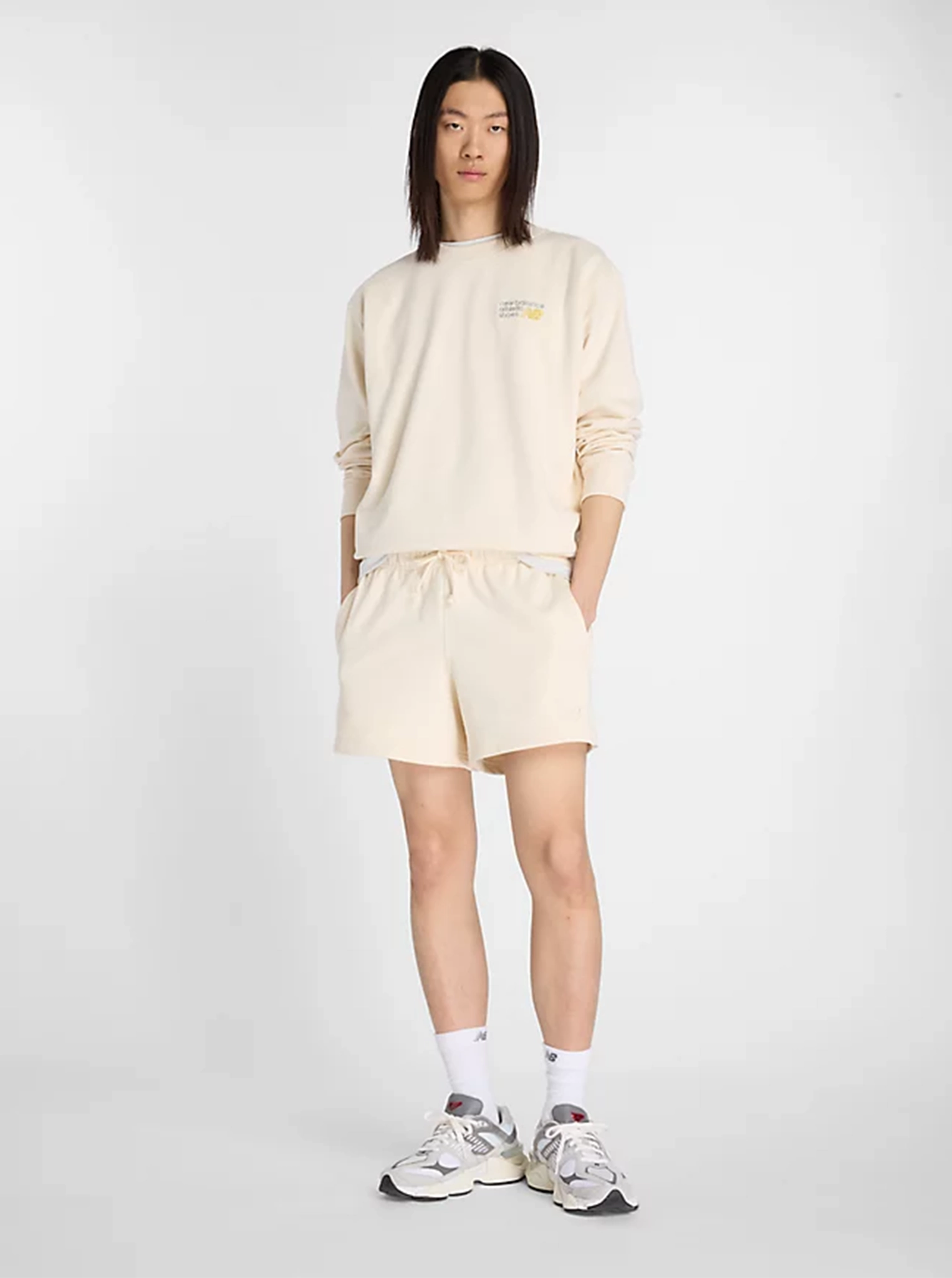 Athletics Relaxed Premium Logo Crew Fit for Any Season Moisture Management