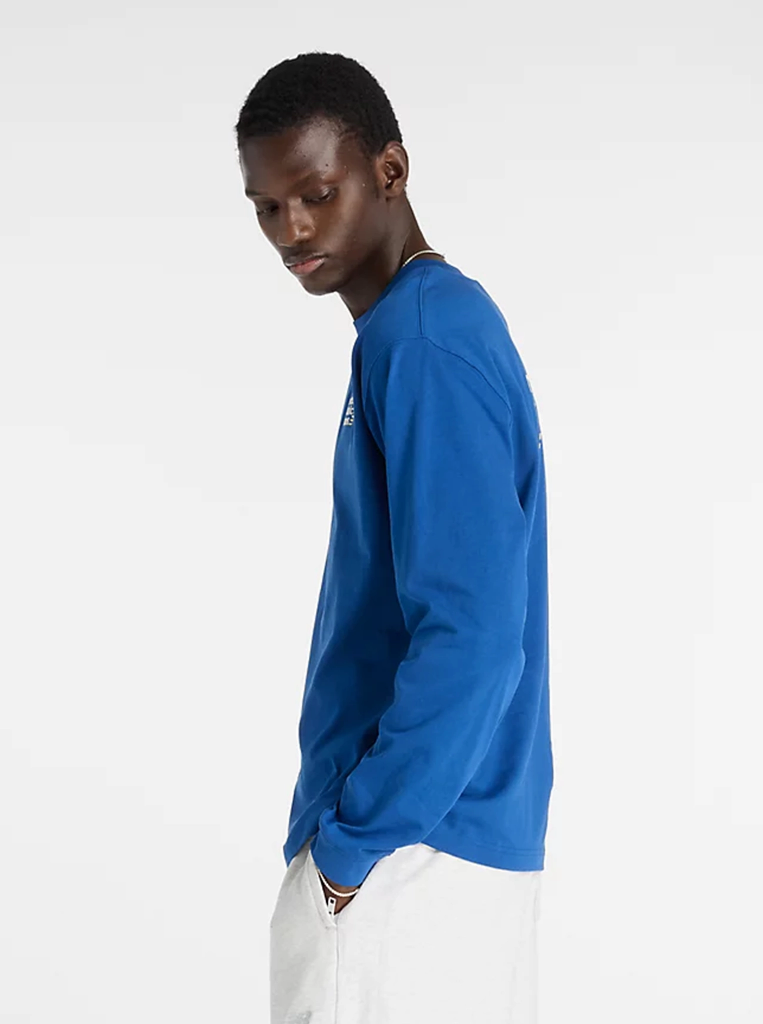 Travel Trend Athletics Relaxed Premium Logo Long Sleeve