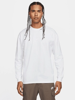 Timeless Design Sportswear Premium Essentials Long-Sleeve Tee