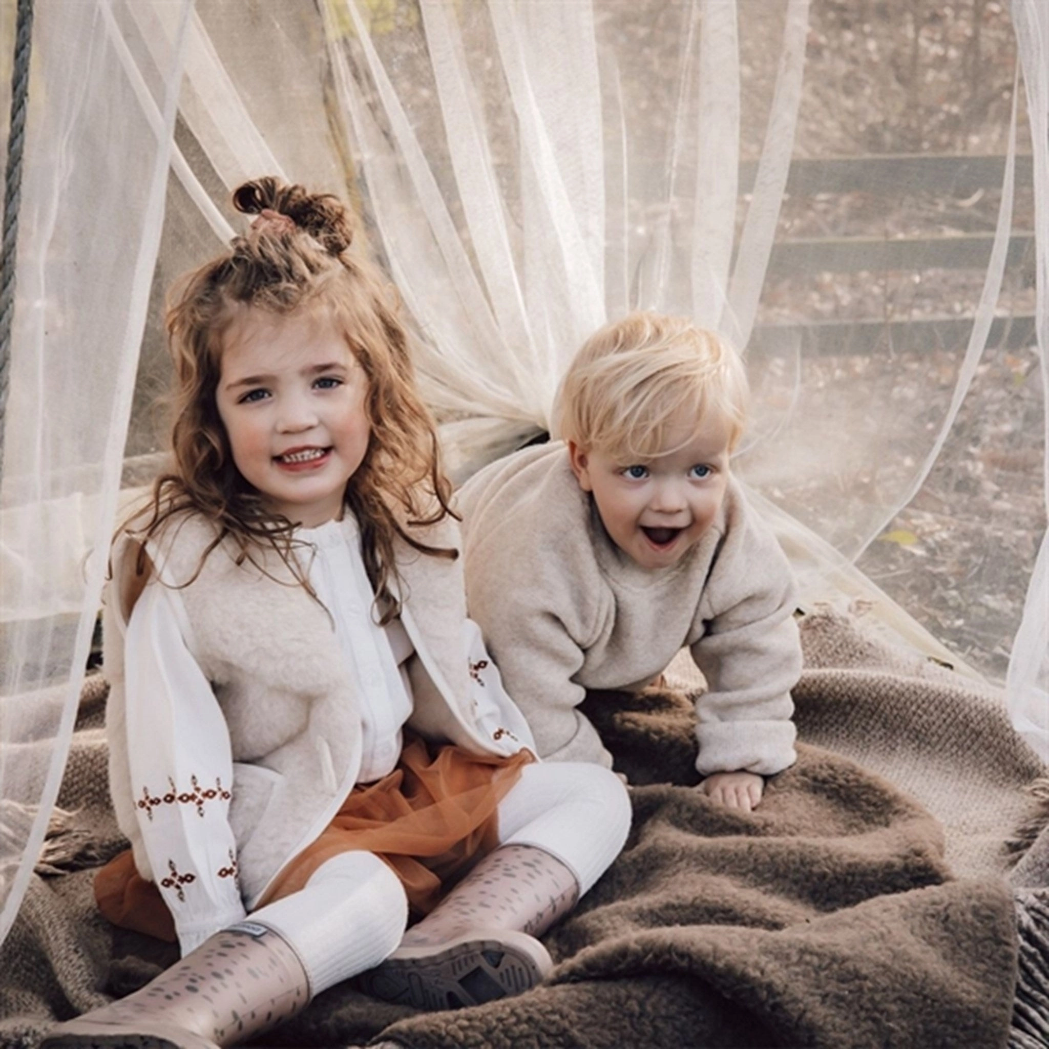 Alwero Vest Exclusive Alpen Junior Onion Beige Adjustable Side Straps loyalty