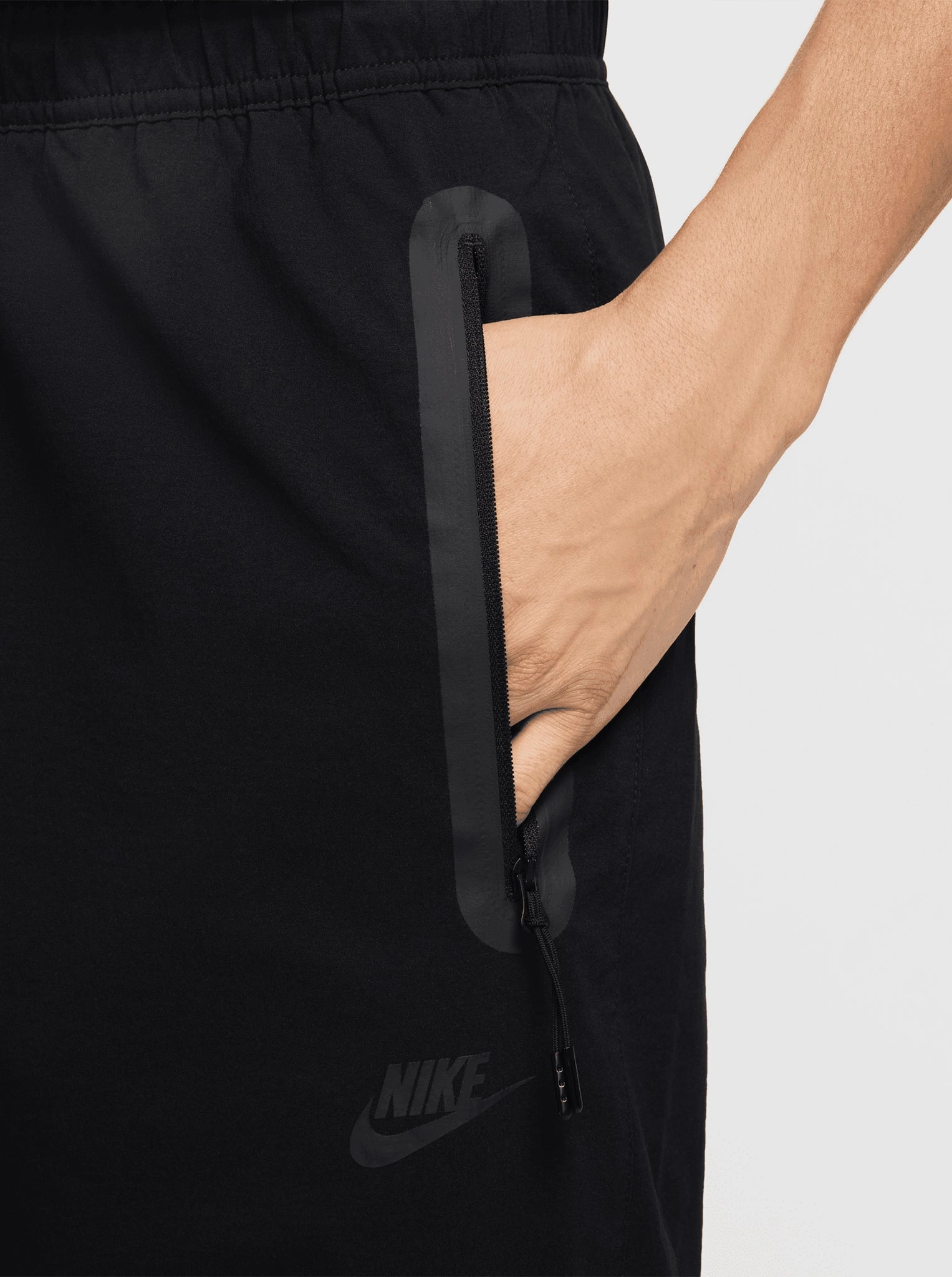 No Ride Up Tech Woven Pants