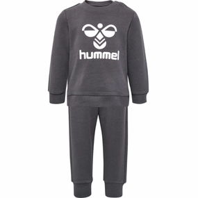 Wicking Rapid Cooling discount venue Hummel Forged Iron Arine Crewsuit