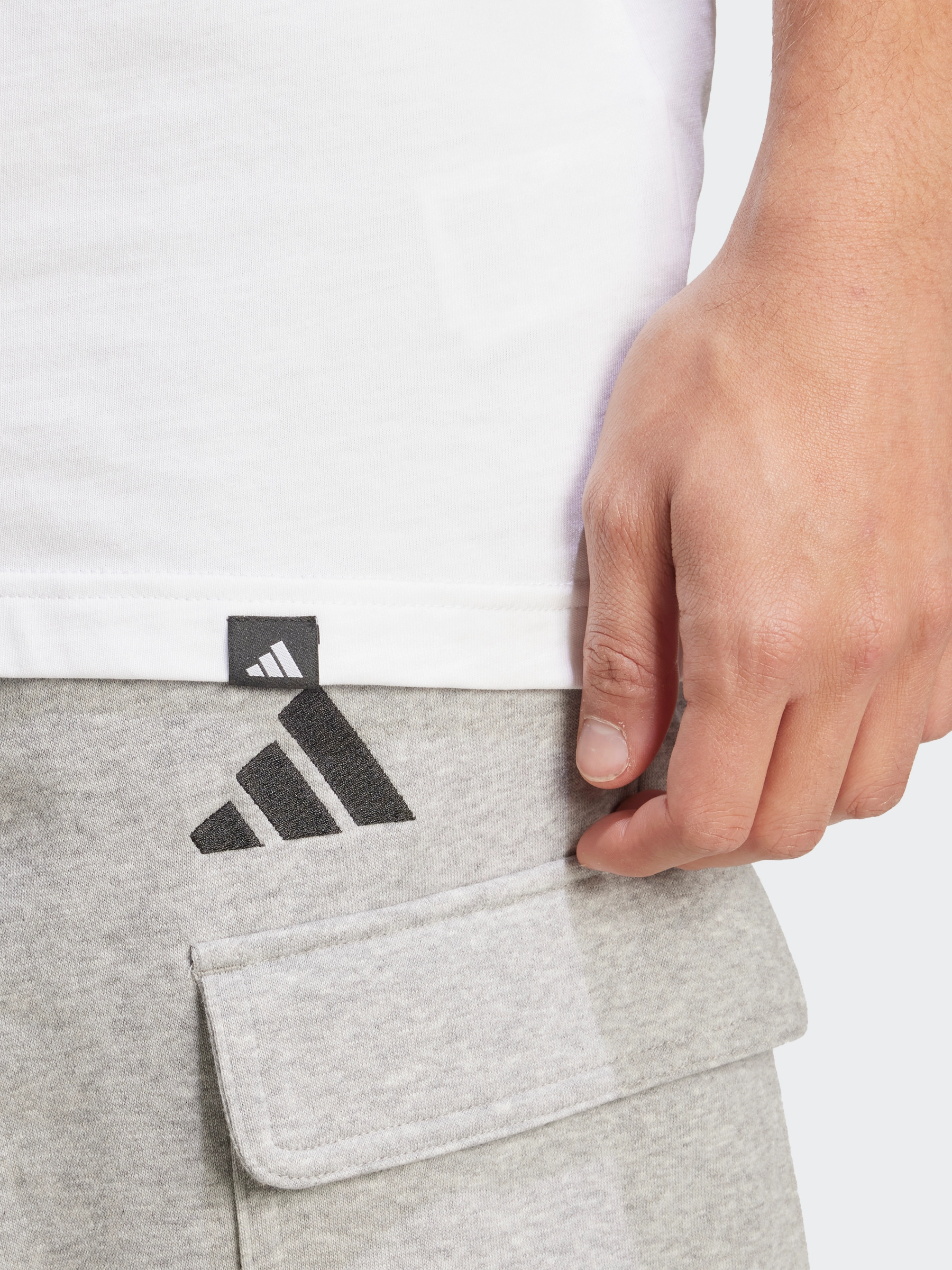 Camo Logo Graphic T-Shirt Chic Comfort Soft and Light Wear