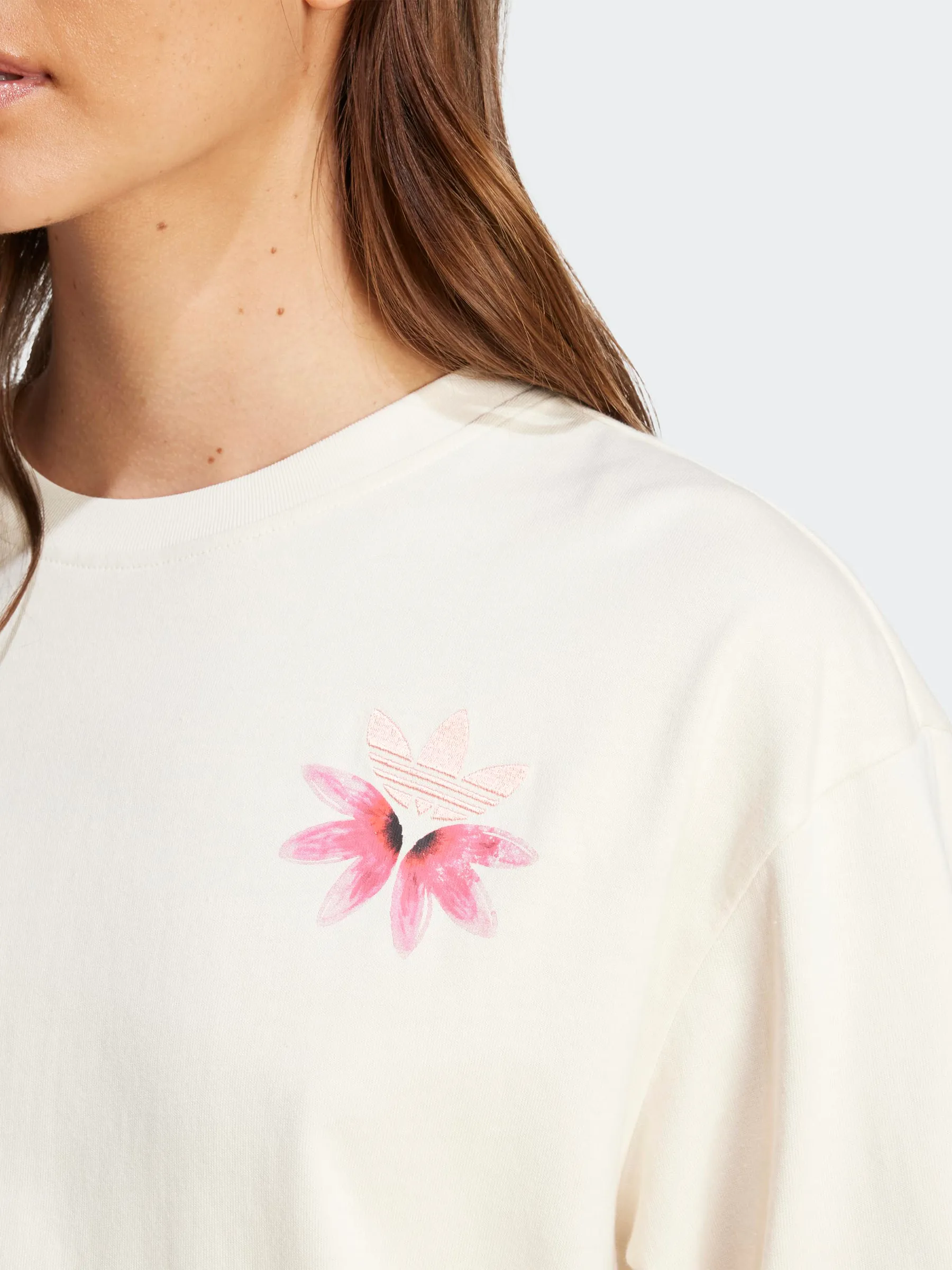 Summer Glow Graphic T-Shirt light layering Casual Fashion