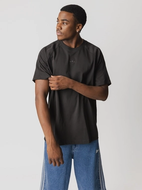 Premium Essentials T-Shirt Soft Touch Texture