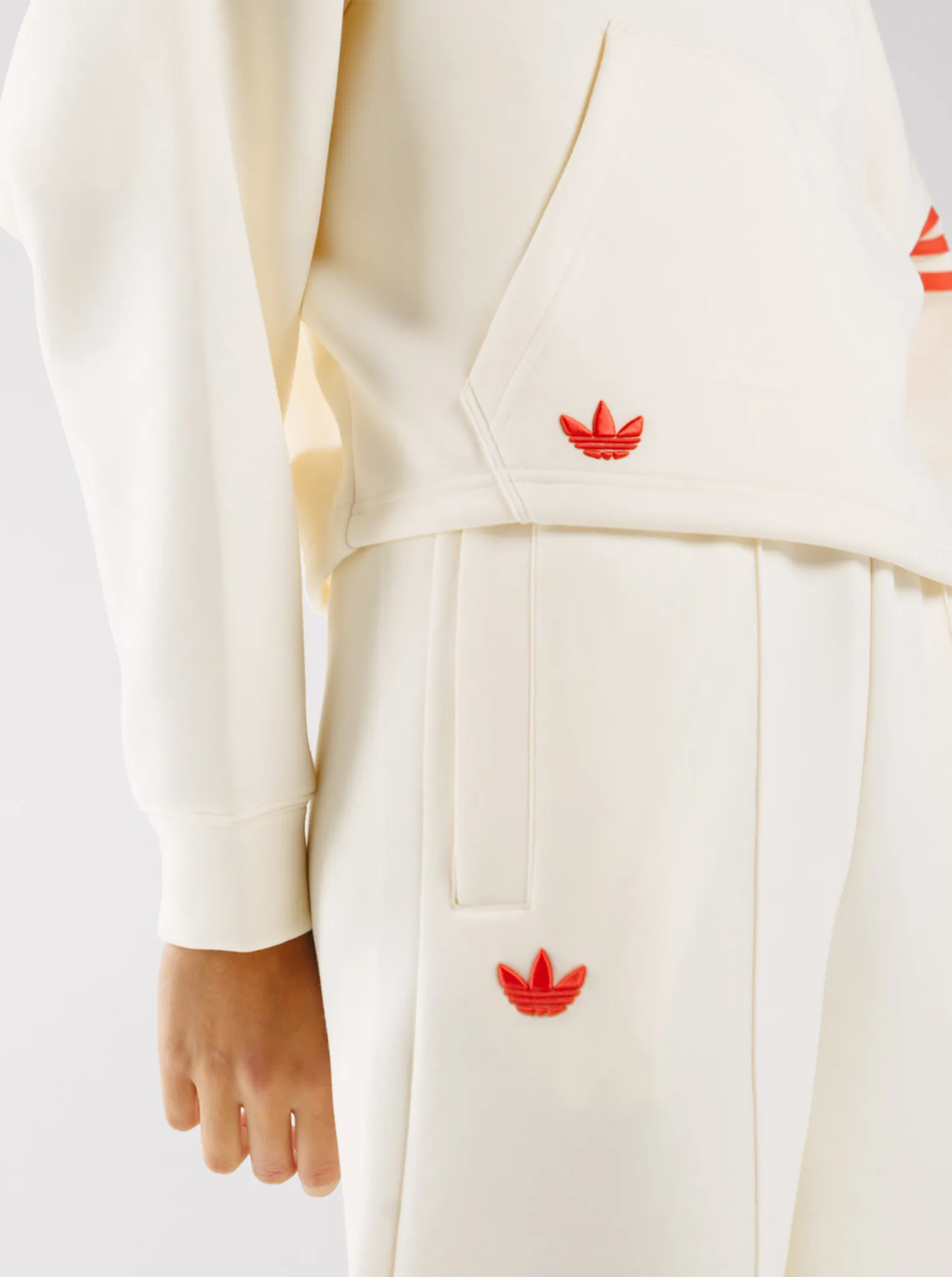 Adicolor Neuclassics Tracksuit Bottoms Thermal Regulating Stretch Comfort