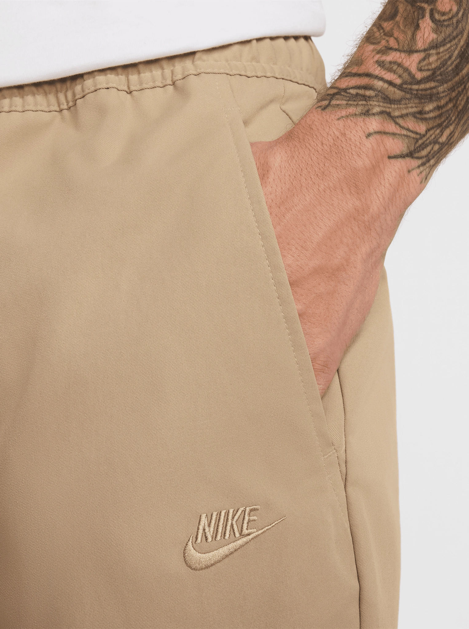 Woven Parachute Tapered Pant Double Layered Hem Secure Closures