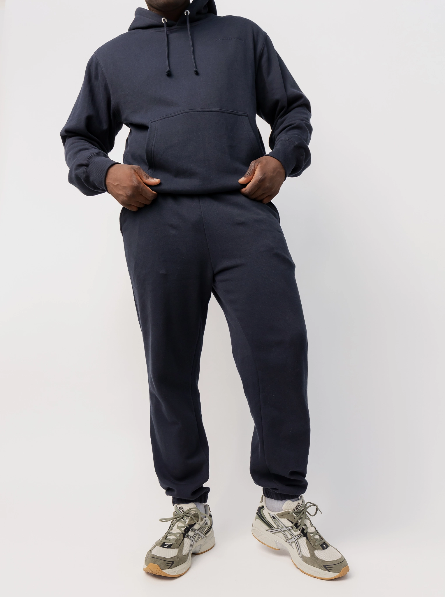 Classic Joggers in Midnight Rat like