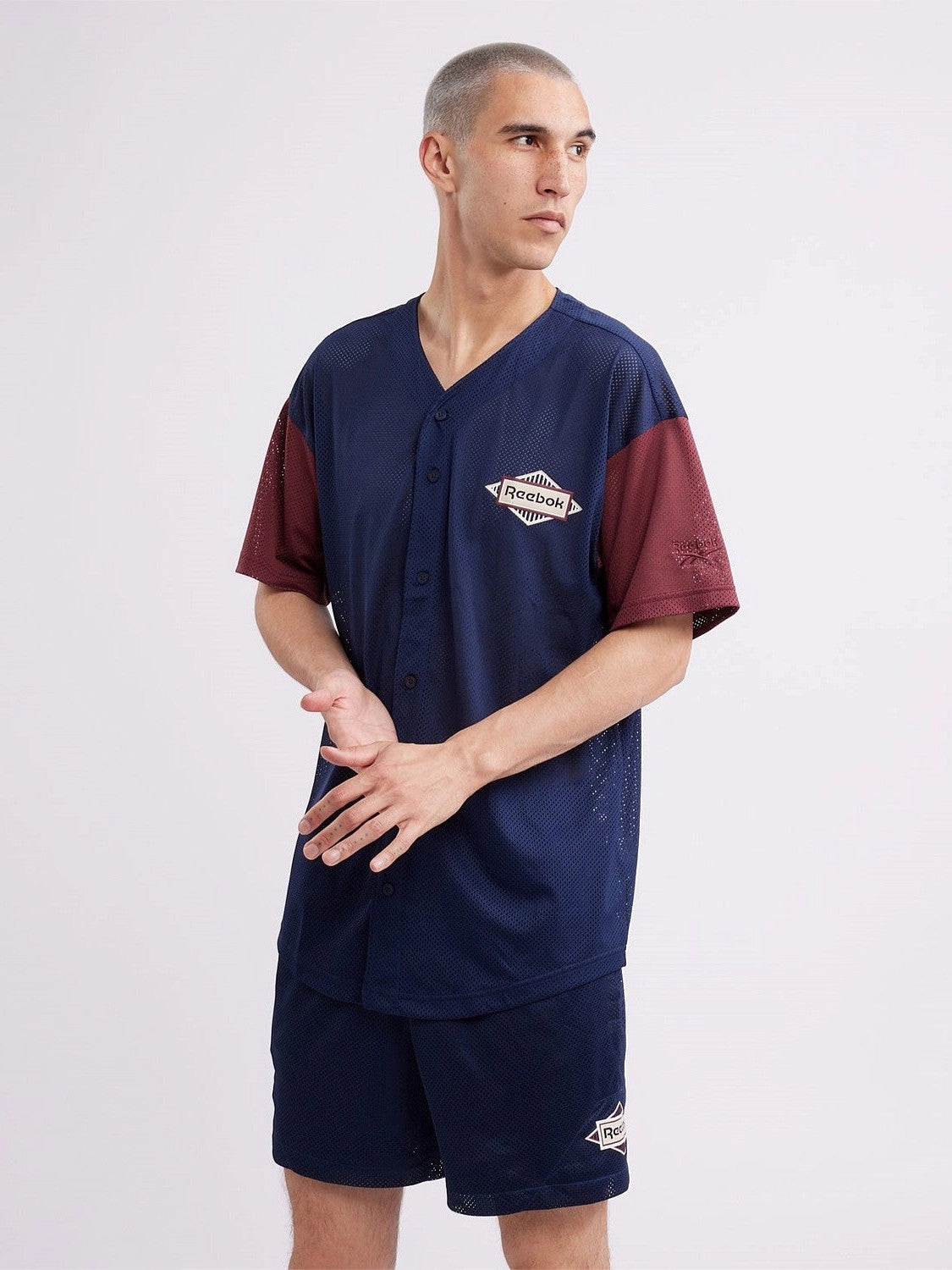 Classic Signature Baseball Jersey Simple Comfort Look Timeless Layer