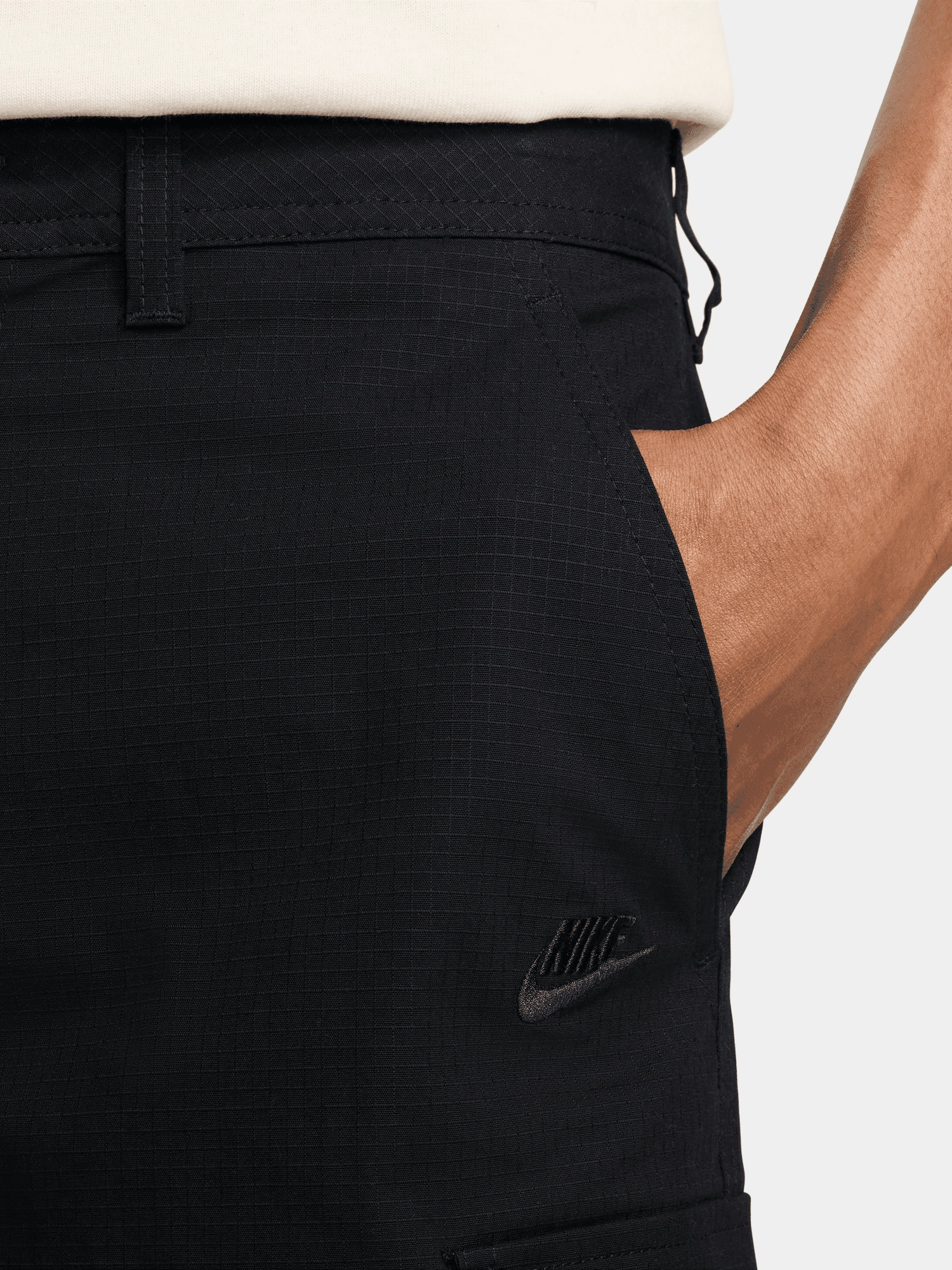 Club Woven Cargo Shorts Minimalist Look Moisture Wicking Technology