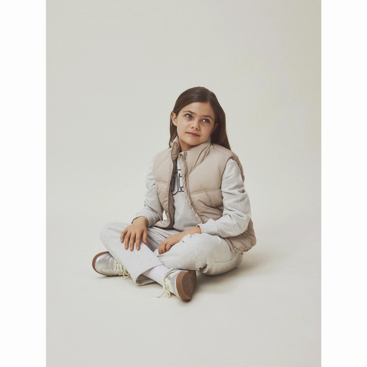 fashionable clothing concept Name It Pure Cashmere Maket Vest Noos