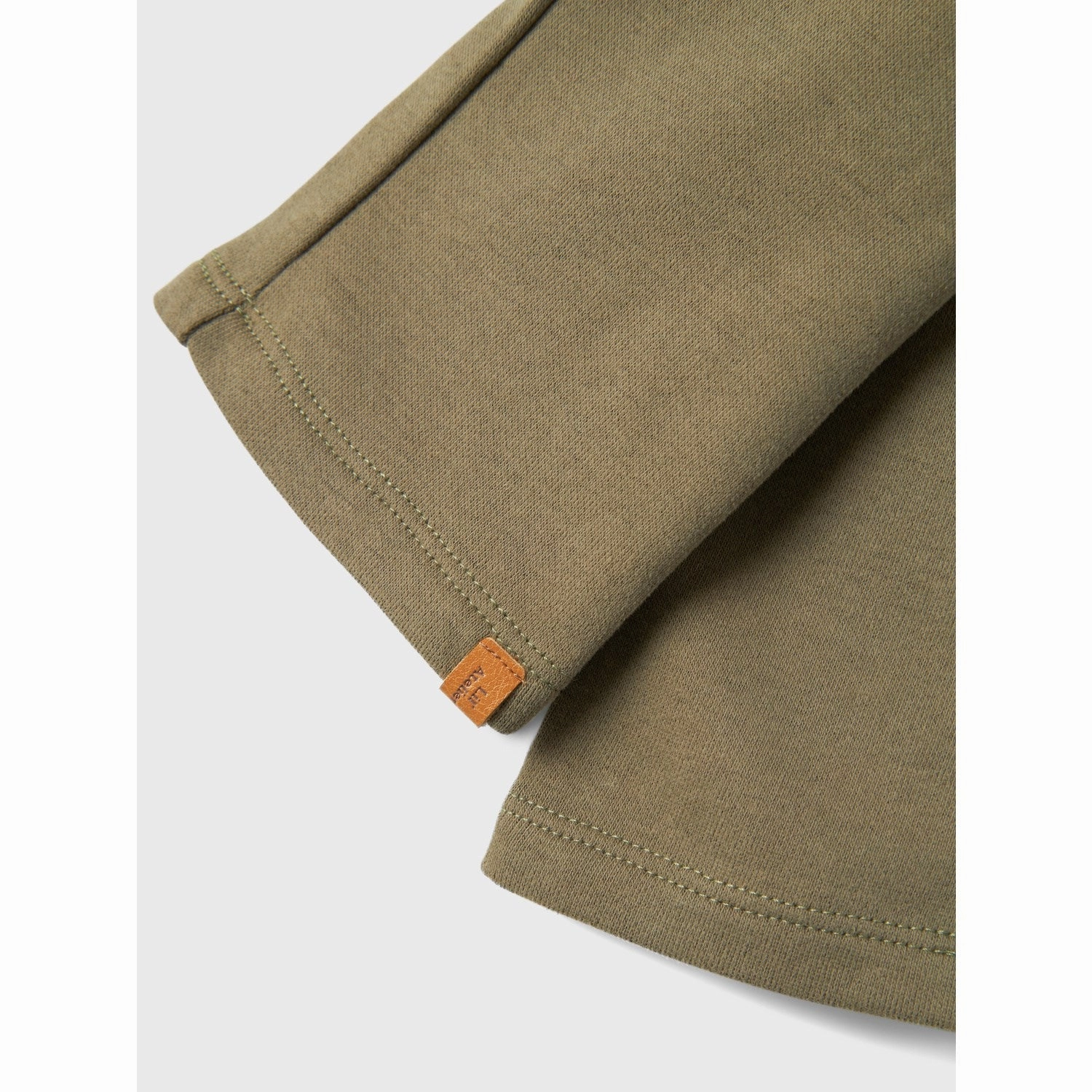 Lil'Atelier Kalamata Ilondon Ril Sweatpants mask venue