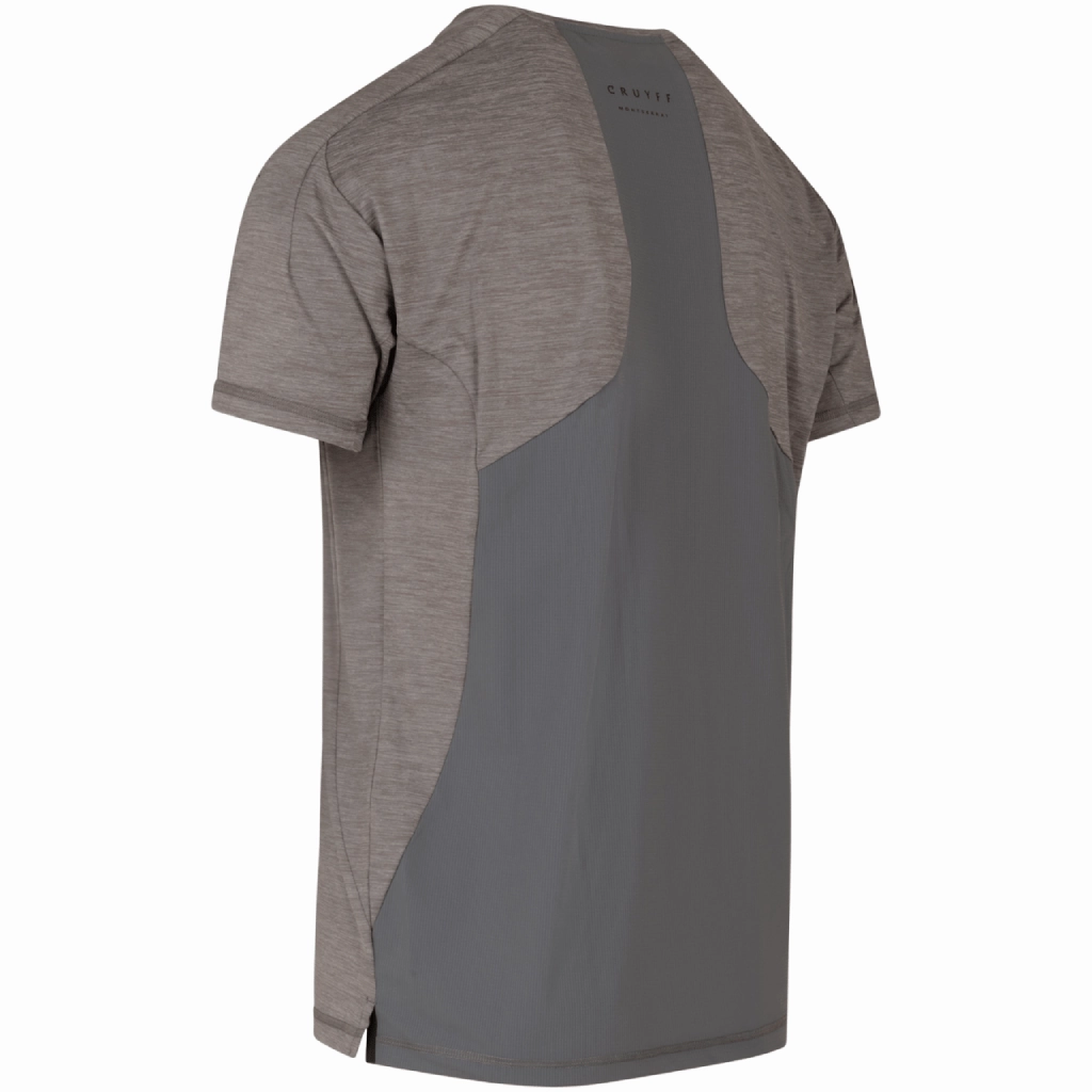 Outdoor Adventure Cruyff Essential Peak T-Shirt Men