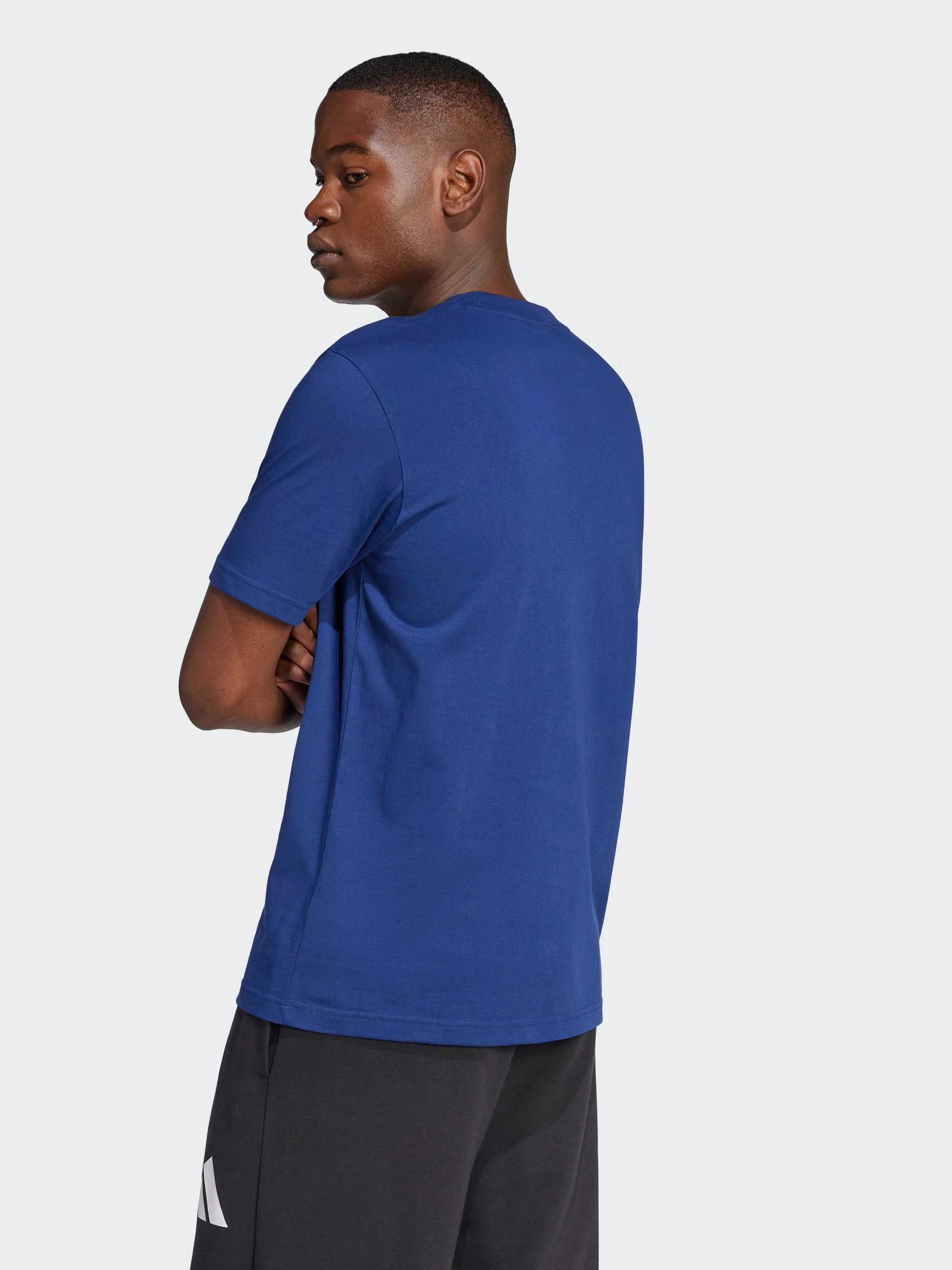 Quick-Dry Fabric Essentials Big Logo Single Jersey T-Shirt