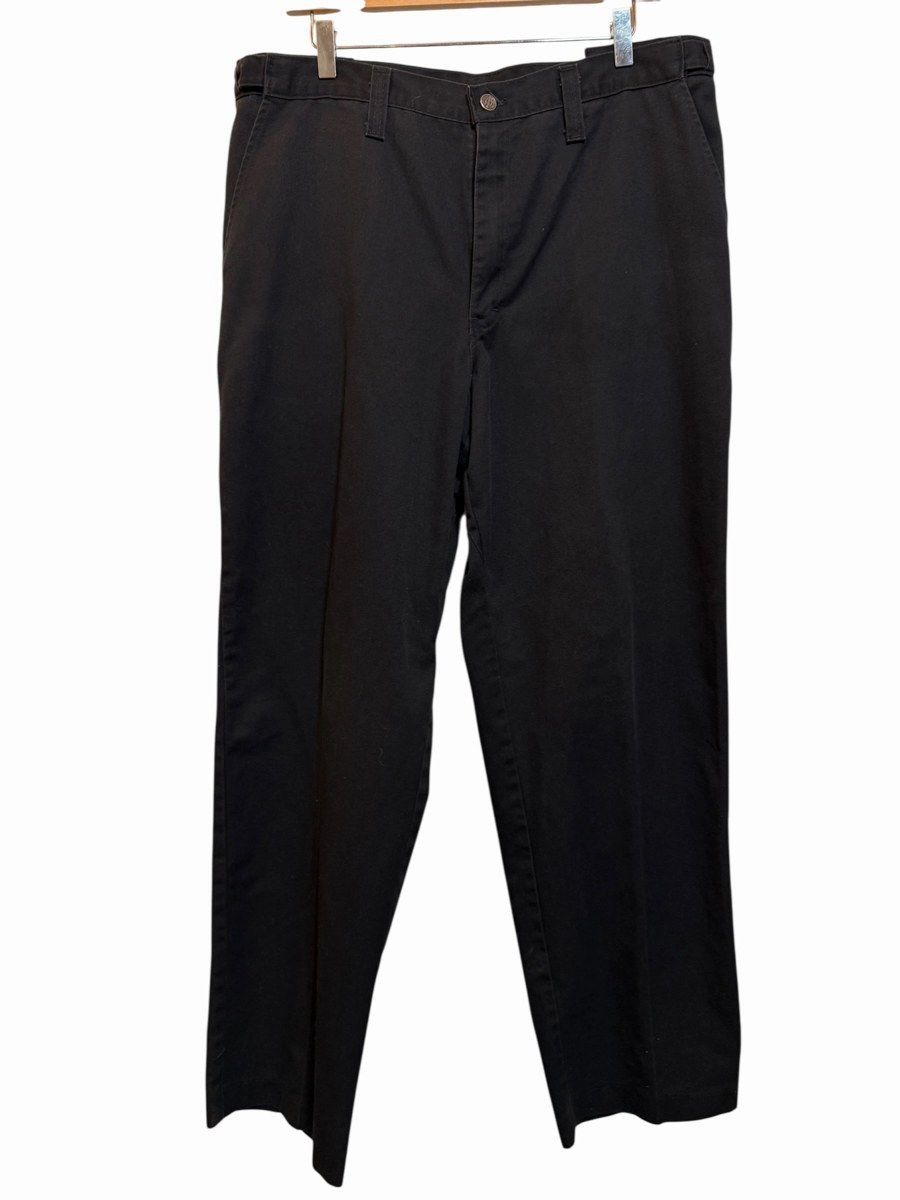 Dickies Mens Black Trousers (36x32) Relaxed Design Trendy Appeal