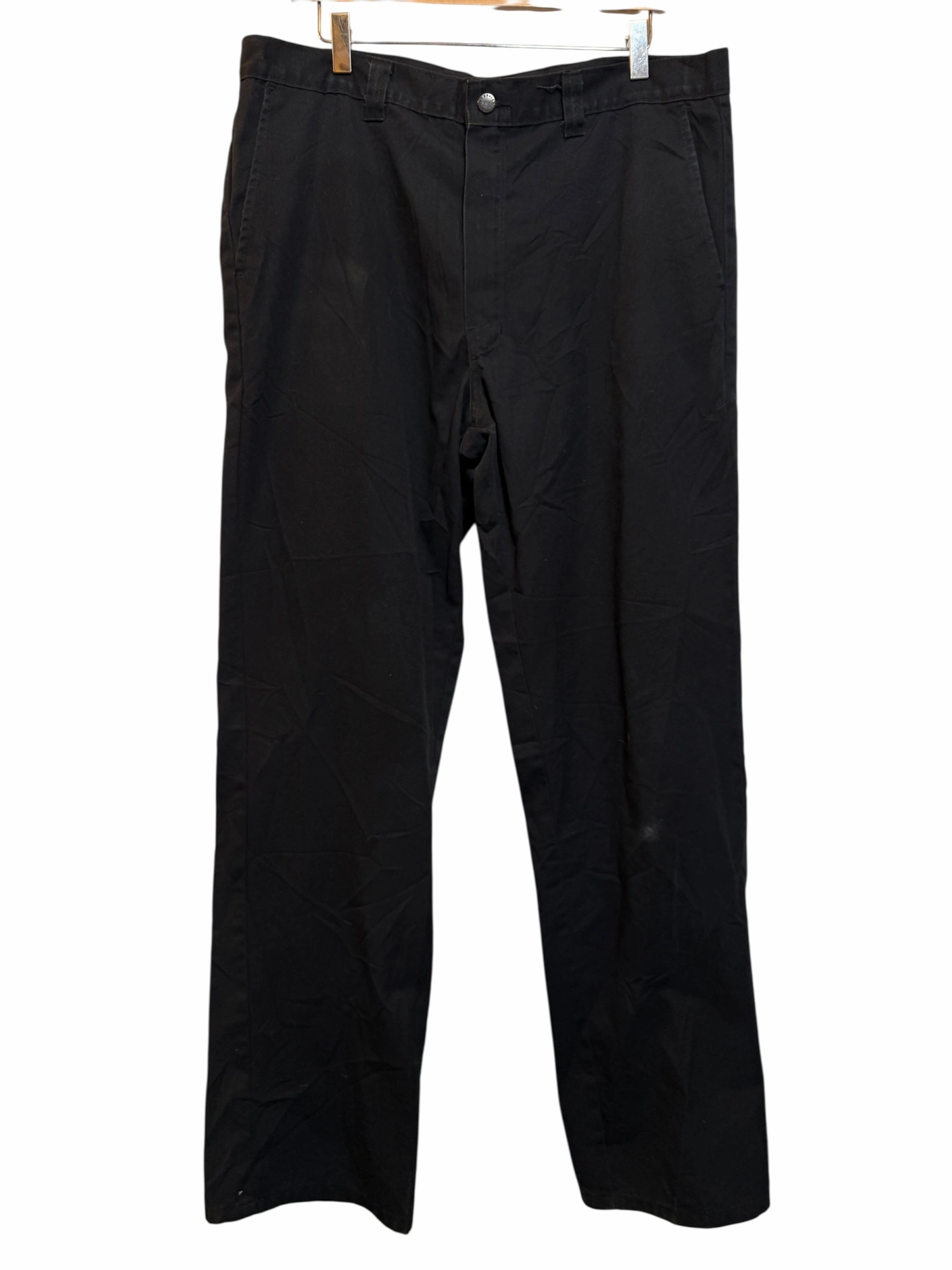 High Durability Stitching Mid-rise fit Dickies Mens Black Trousers (36x34)