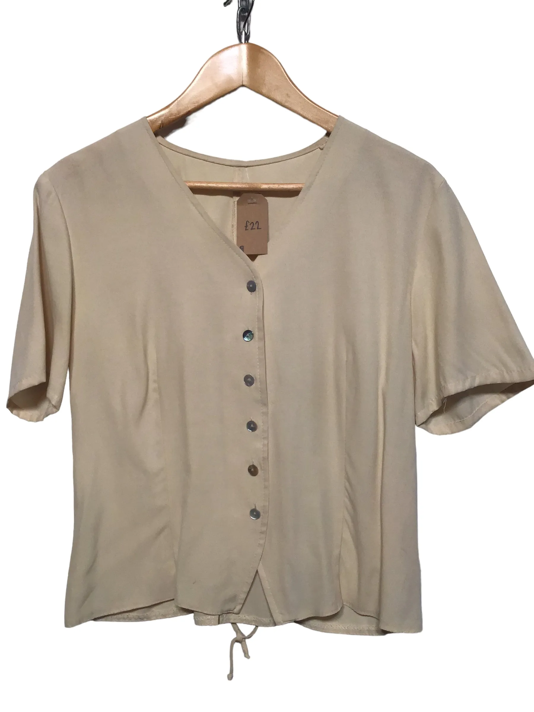 Women??s Blouse (Size L) Classic Style Wrinkle Resistant Finish