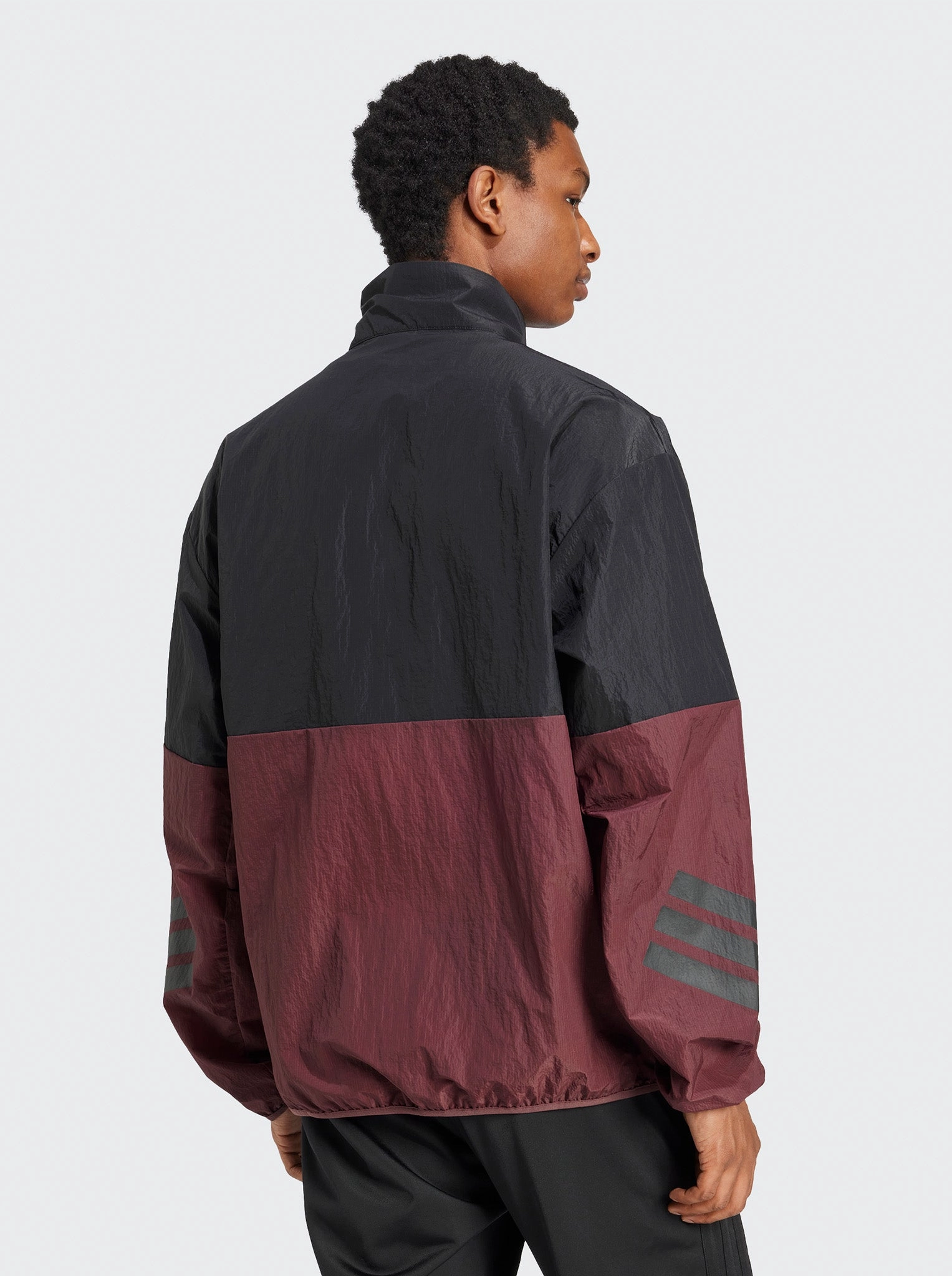 city dwellers Slide Strap Waistband Future Icons 3-Stripes Woven Half-Zip Sweatshirt