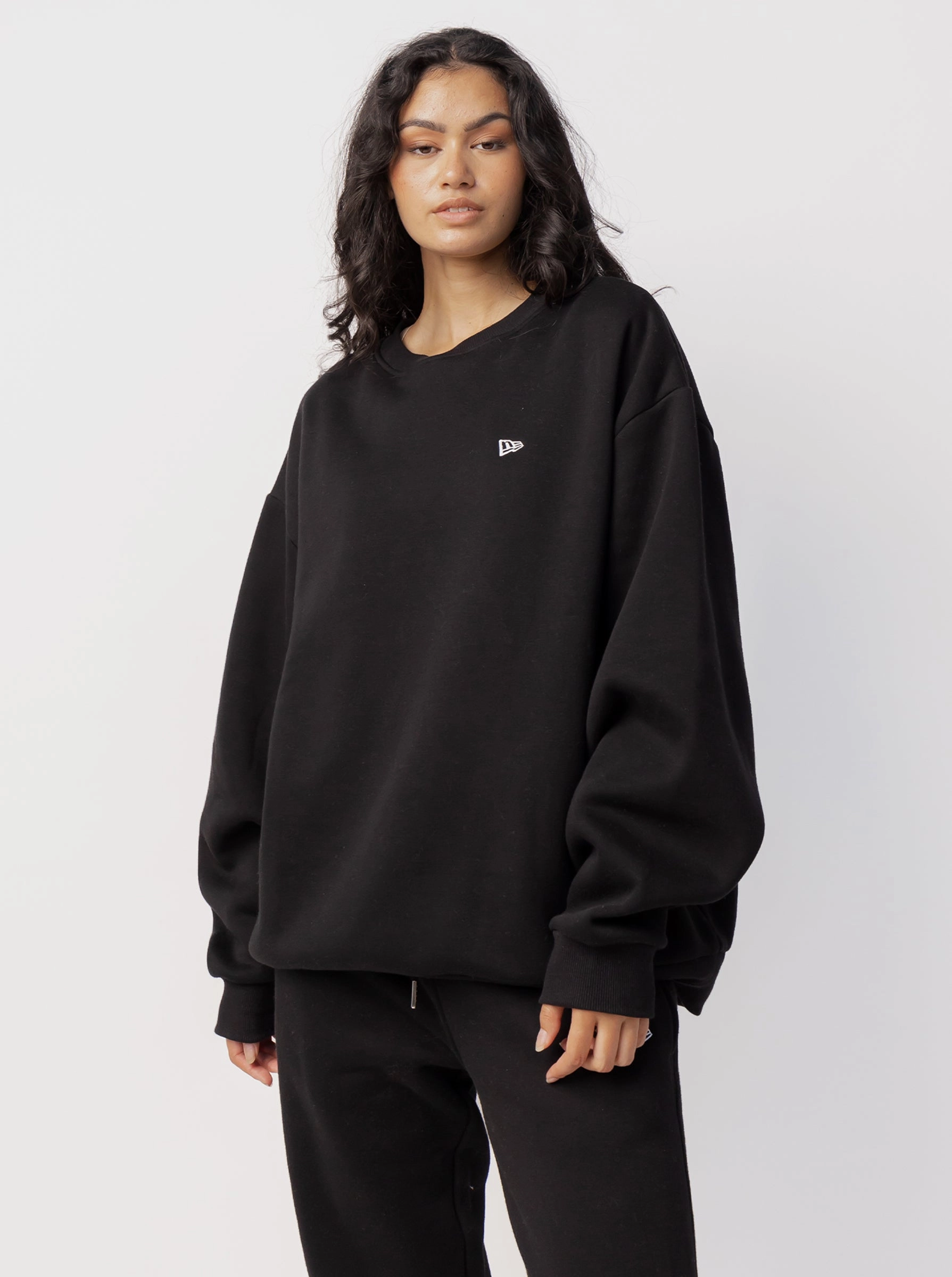 Crew Sweat Reinforced Hemline