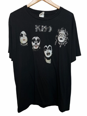 Structured silhouette Anti-bacterial KISS Mens Black T Shirt (Size M)