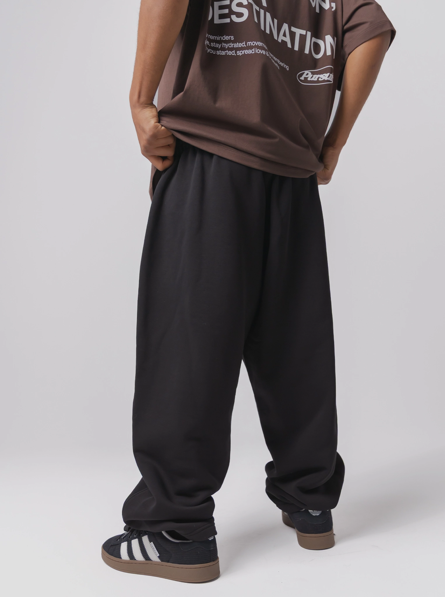HighRiseWaist Straight Sweatpant in Court Black