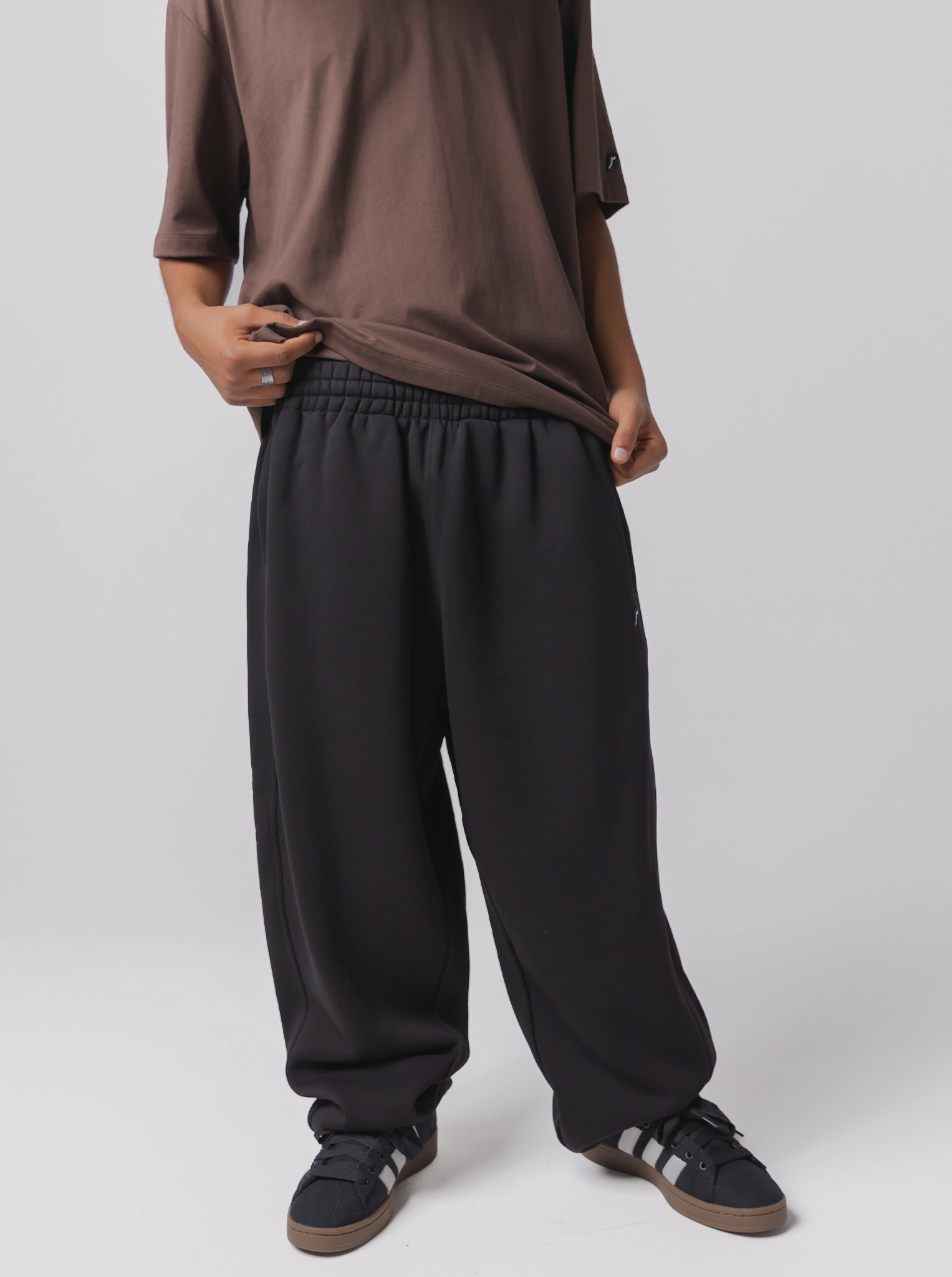 ExtendedSizeRange Straight Sweatpant in Court Black