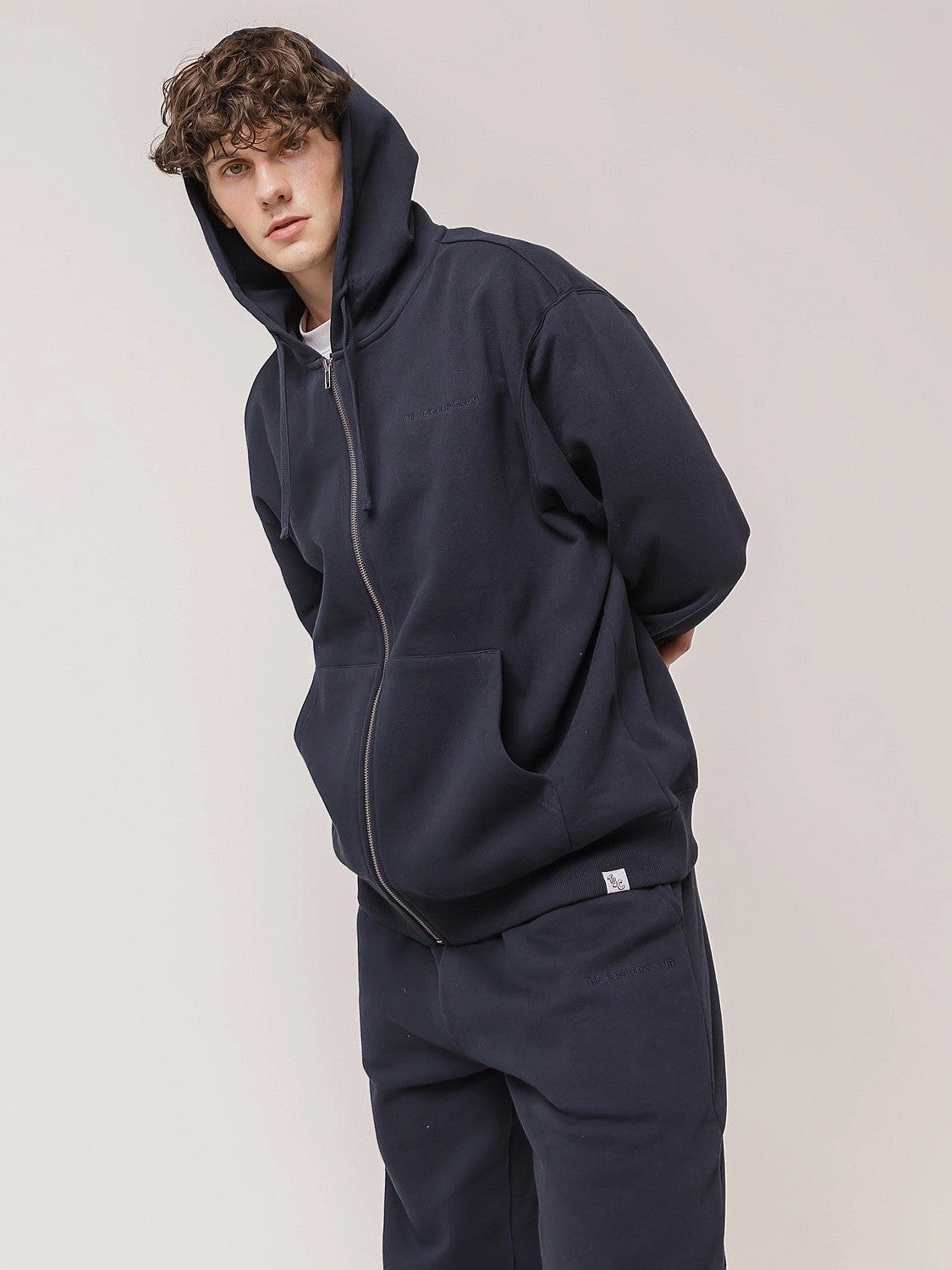 Hare like Muskox like Classic Full Zip in Midnight Navy