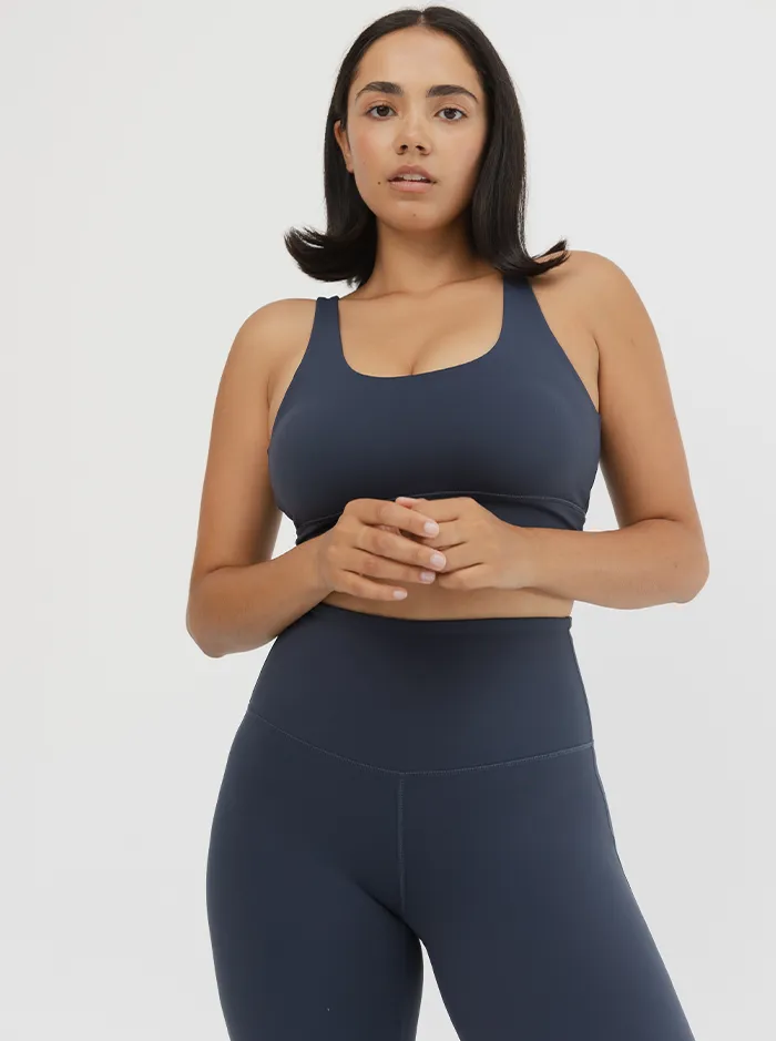 Elevate Bra In Shadow Gray sports outfit