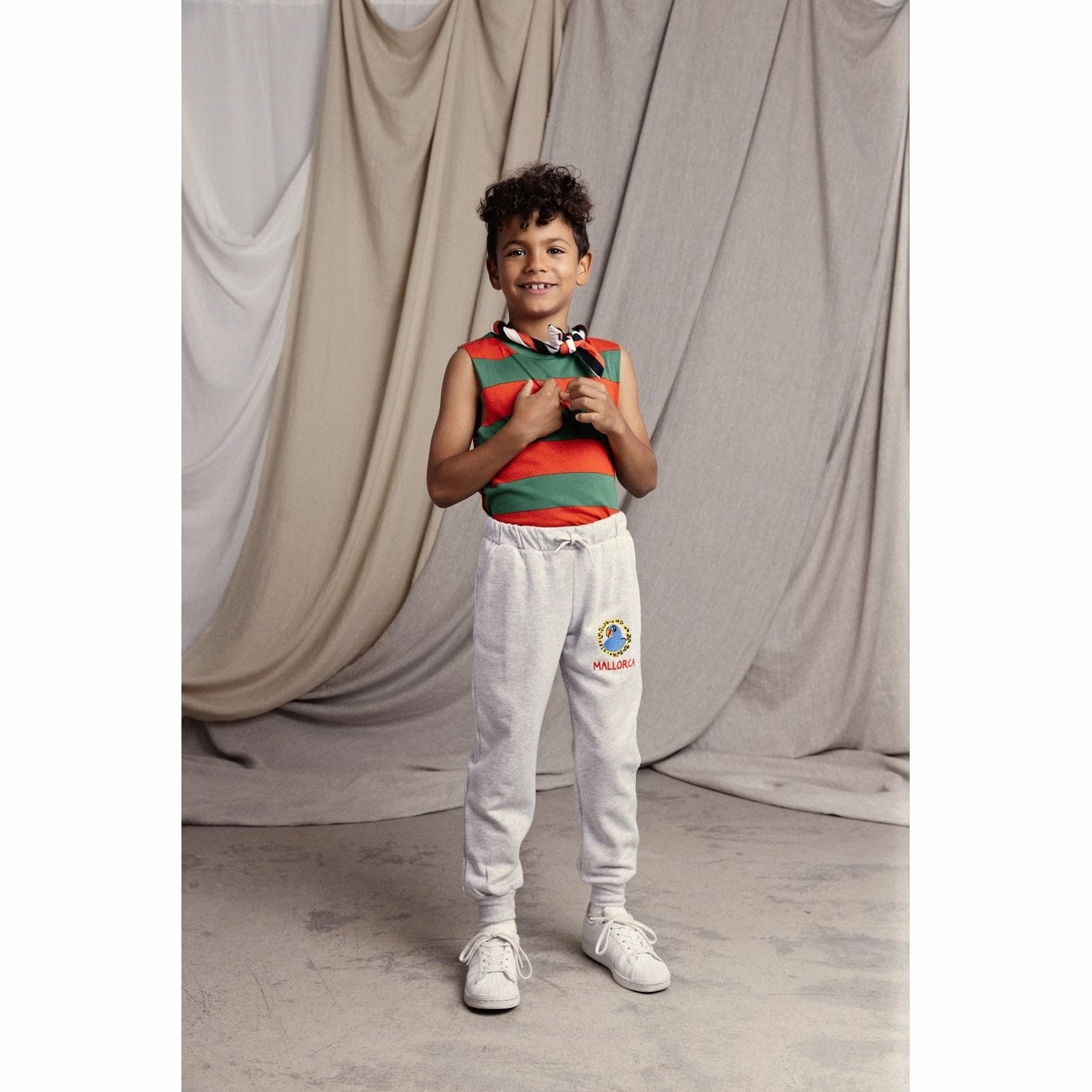 Mini Rodini Grey melange Parrot Embroidery Sweatpants Iconic