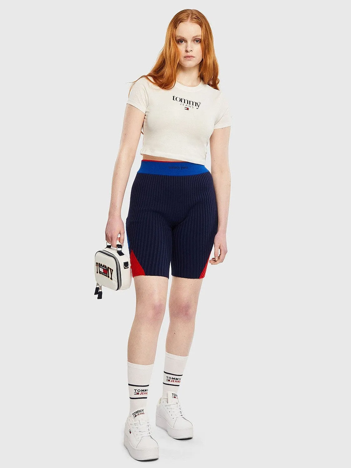 Fit For Movement Cozy Look Essential Logo Cropped Fit T-Shirt