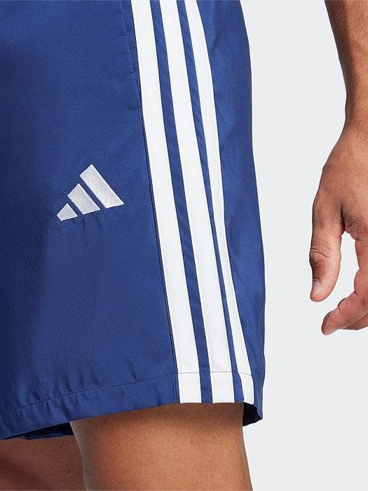 Essential 3-Stripes Chelsea Shorts Moisture Management Lining