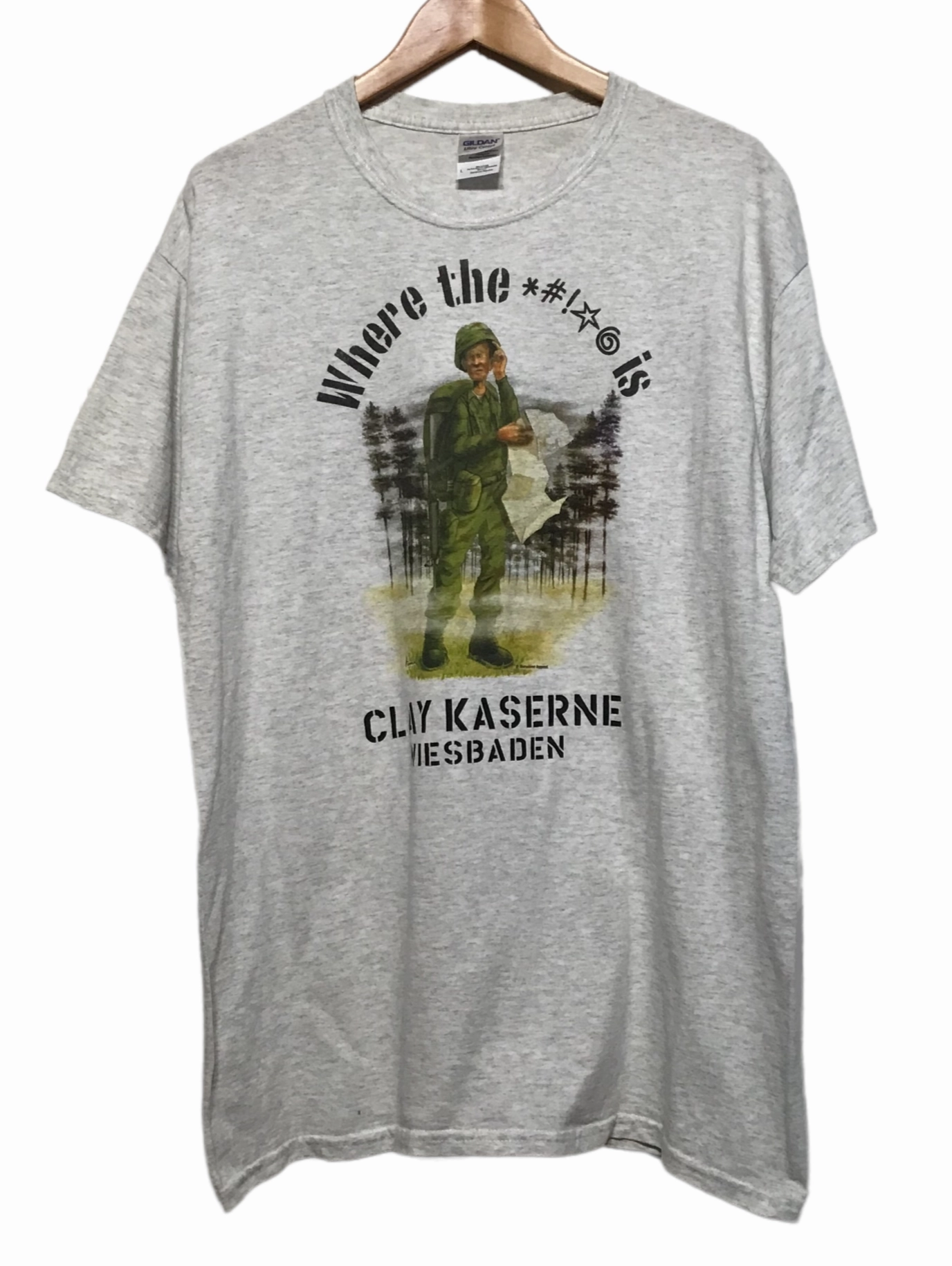 Layering Comfort Grey Army Graphic Tee (Size L)