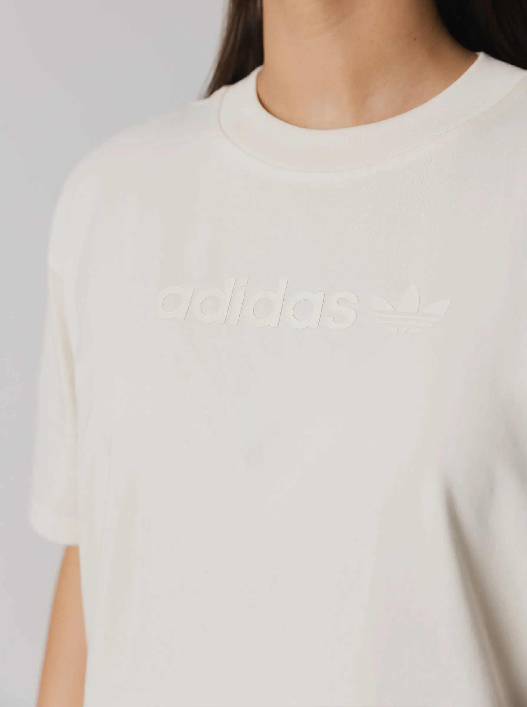 Classic Crew Neck Essentials Linear Oversized T-Shirt