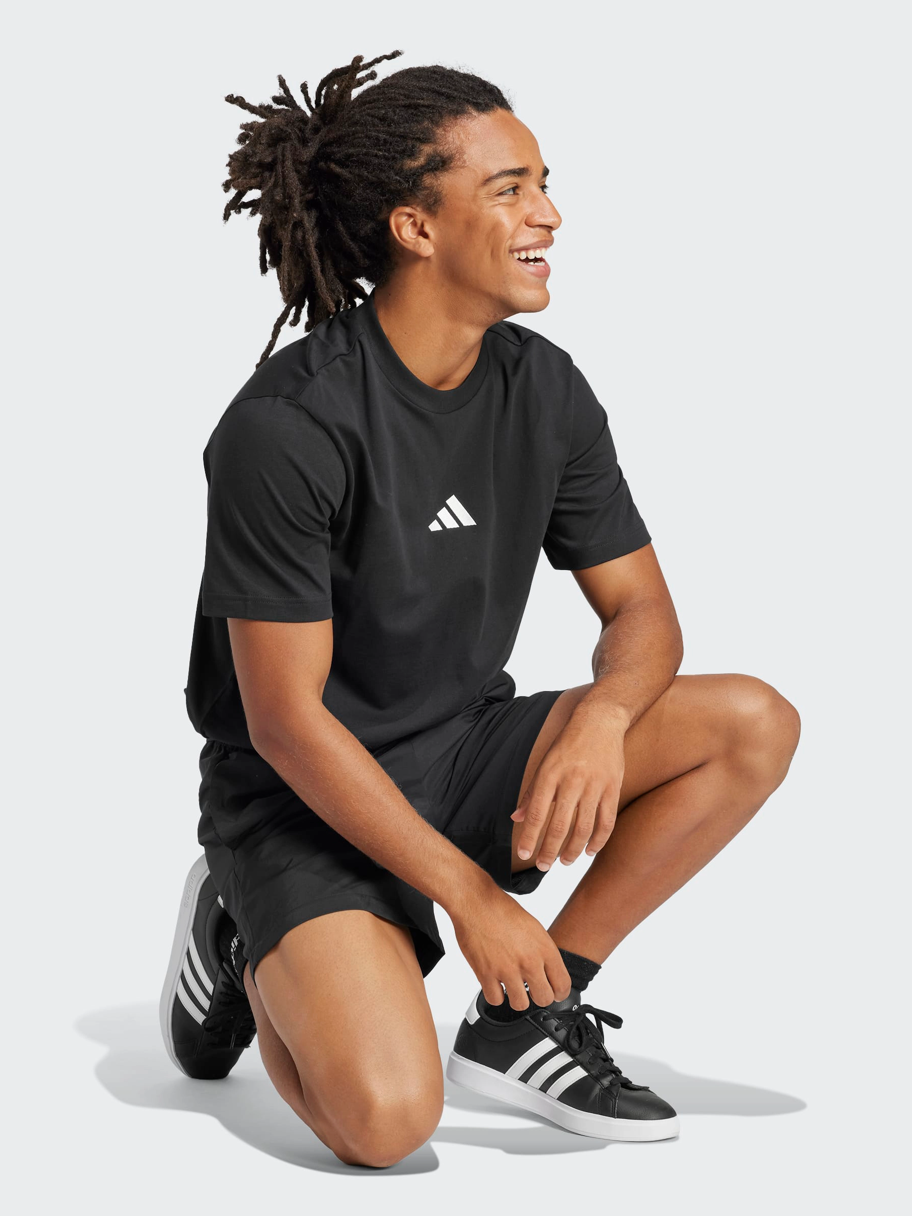 Everyday Fit Essentials Small Logo Single Jersey T-Shirt