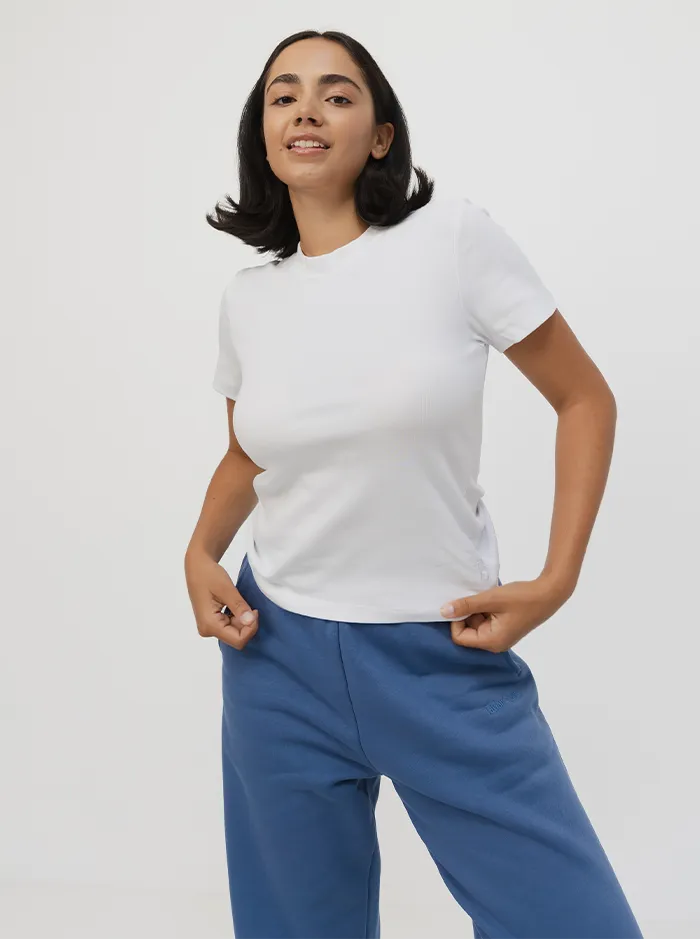 Everyday Comfort Style Chill Wear Everyday Tee in White