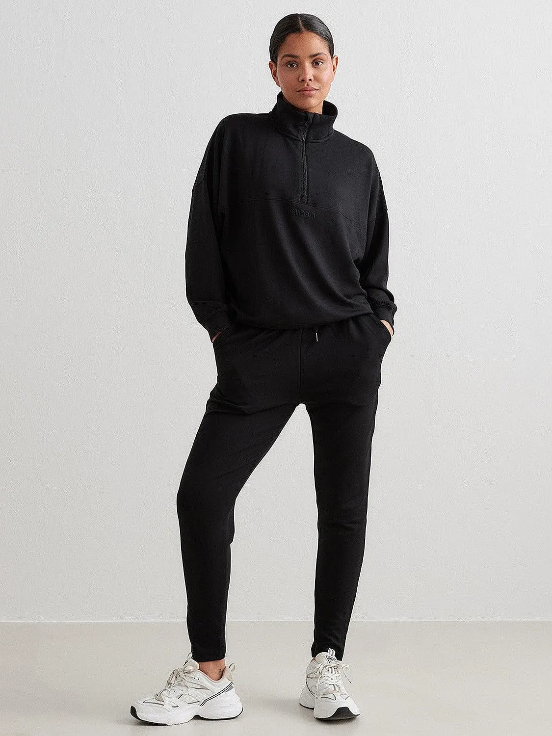 Black Comfy Half Zip Tassel Details