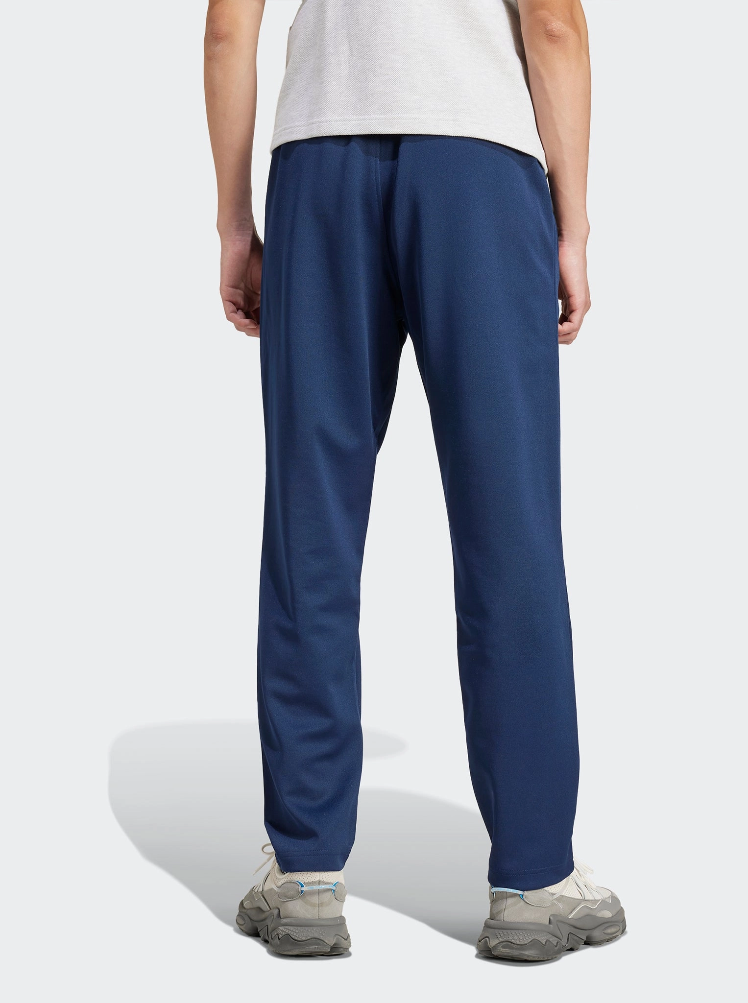 First Tracksuit Pants Side slits No Irritation Seams