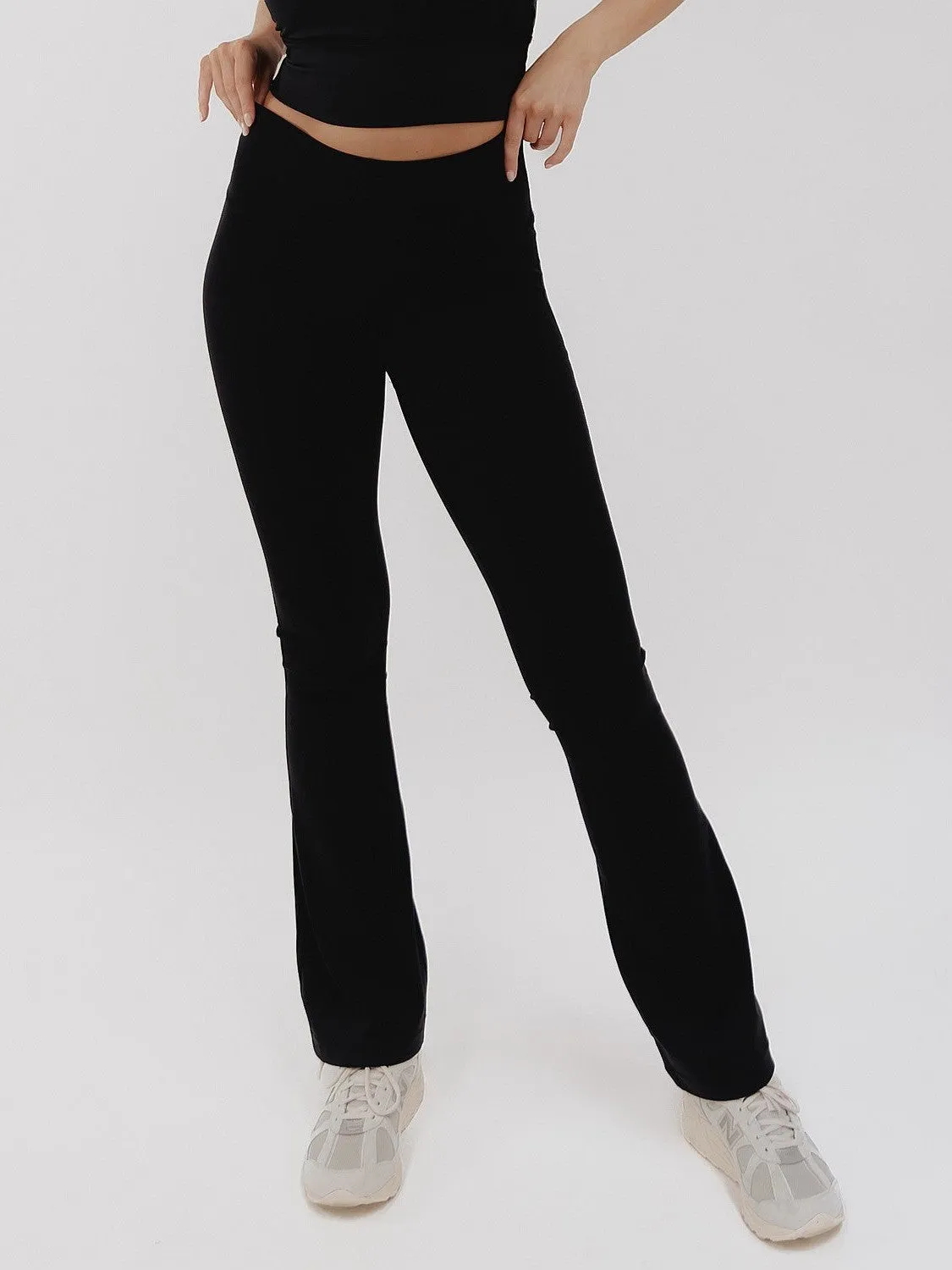 Stretch Power Active Comfort Flared Taylor Tight In Black
