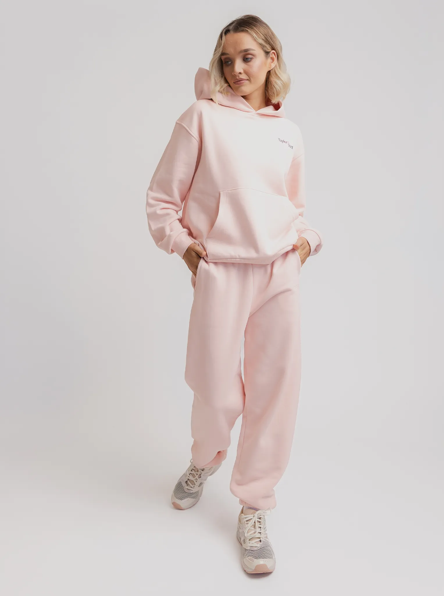 Slim Stretch Taylor Trackies in Pillow Pink