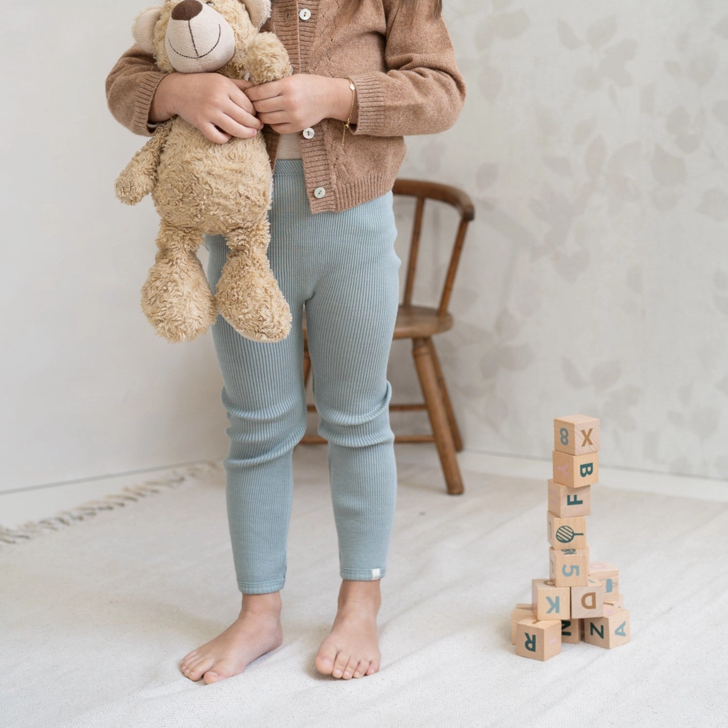 Fashion Forward Casual Layer Minimalisma Arctic Mist Arona Leggings